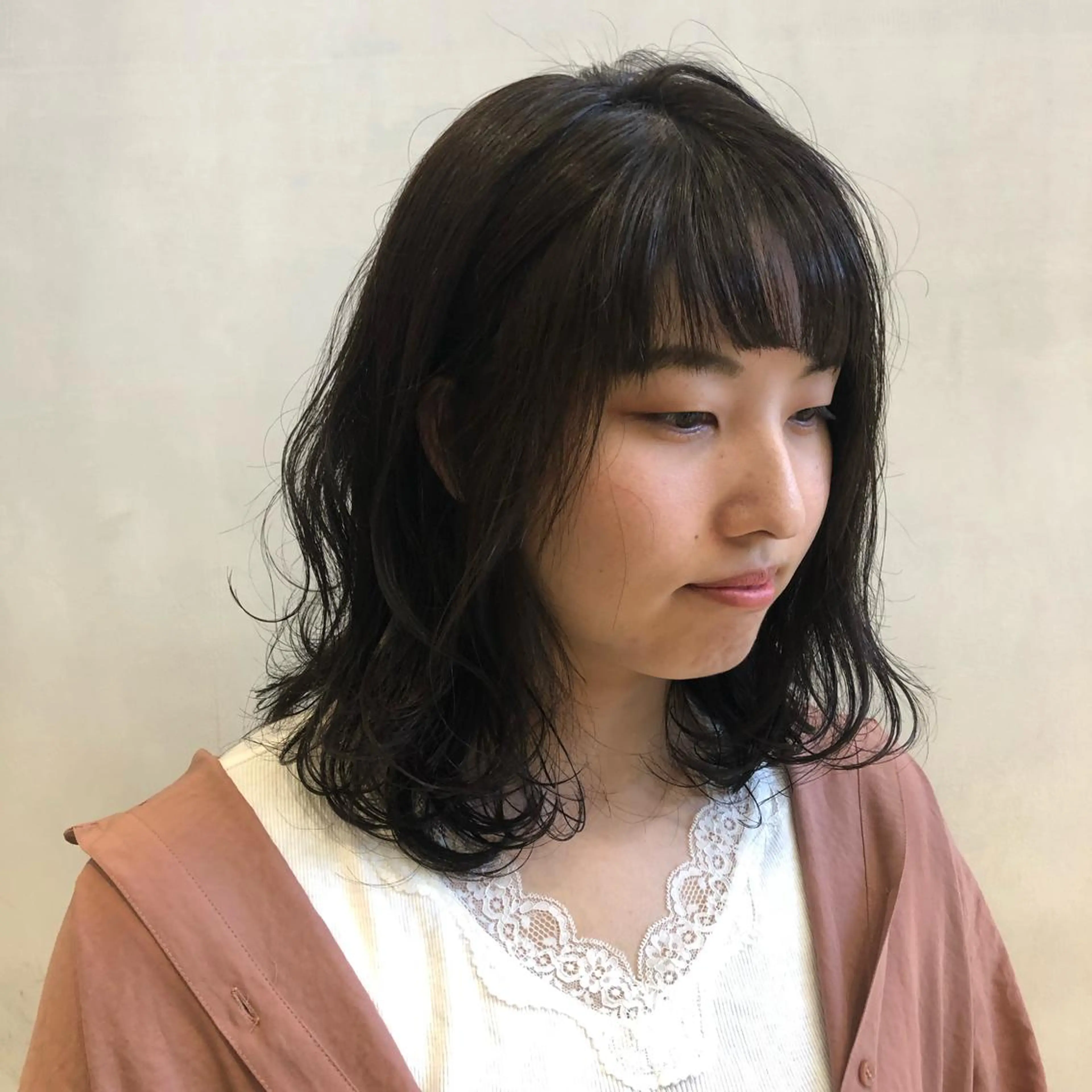 ミディアム 近藤 千裕のヘアスタイル