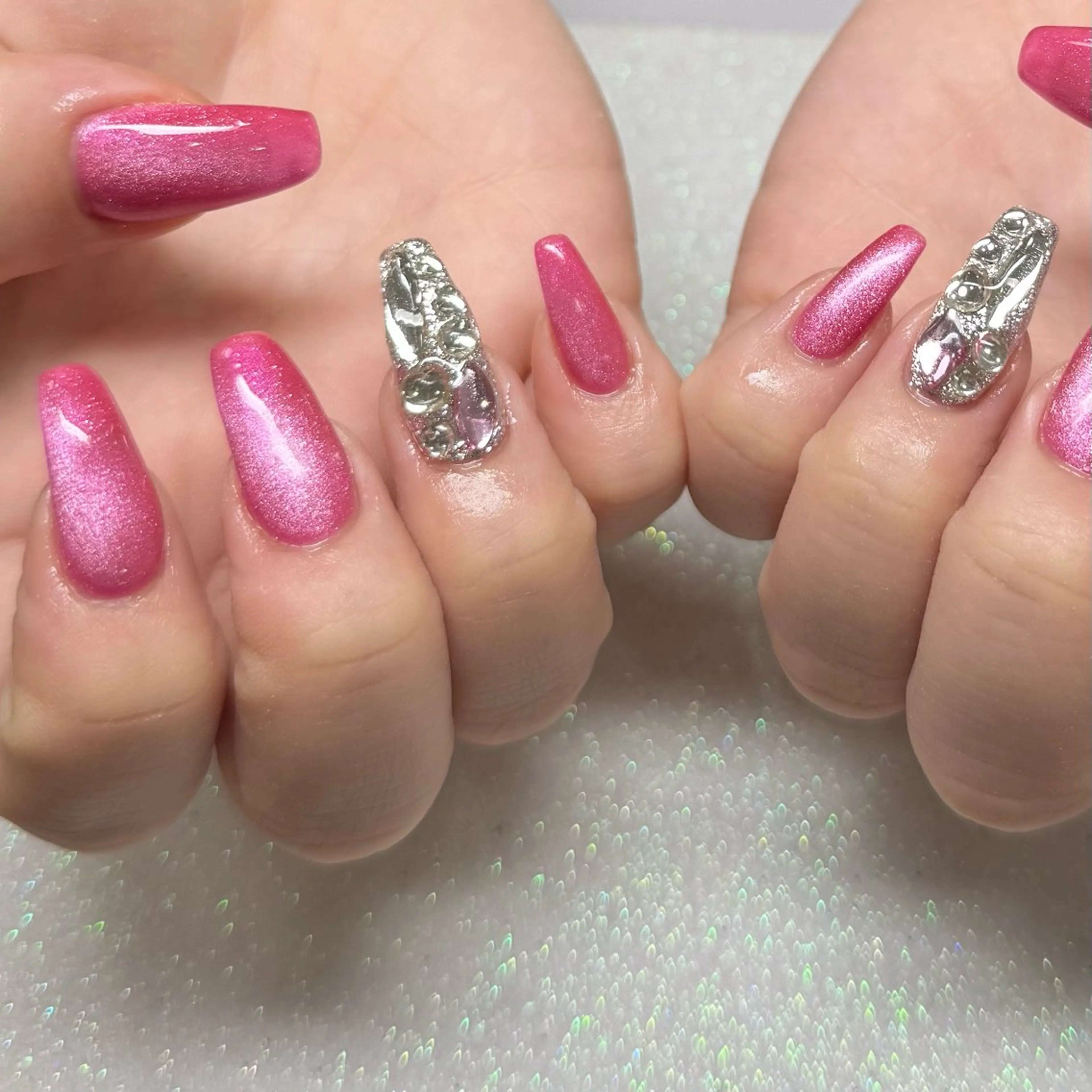 ネイル ハンドネイル VIERU 🌈🎀💖のネイルデザイン