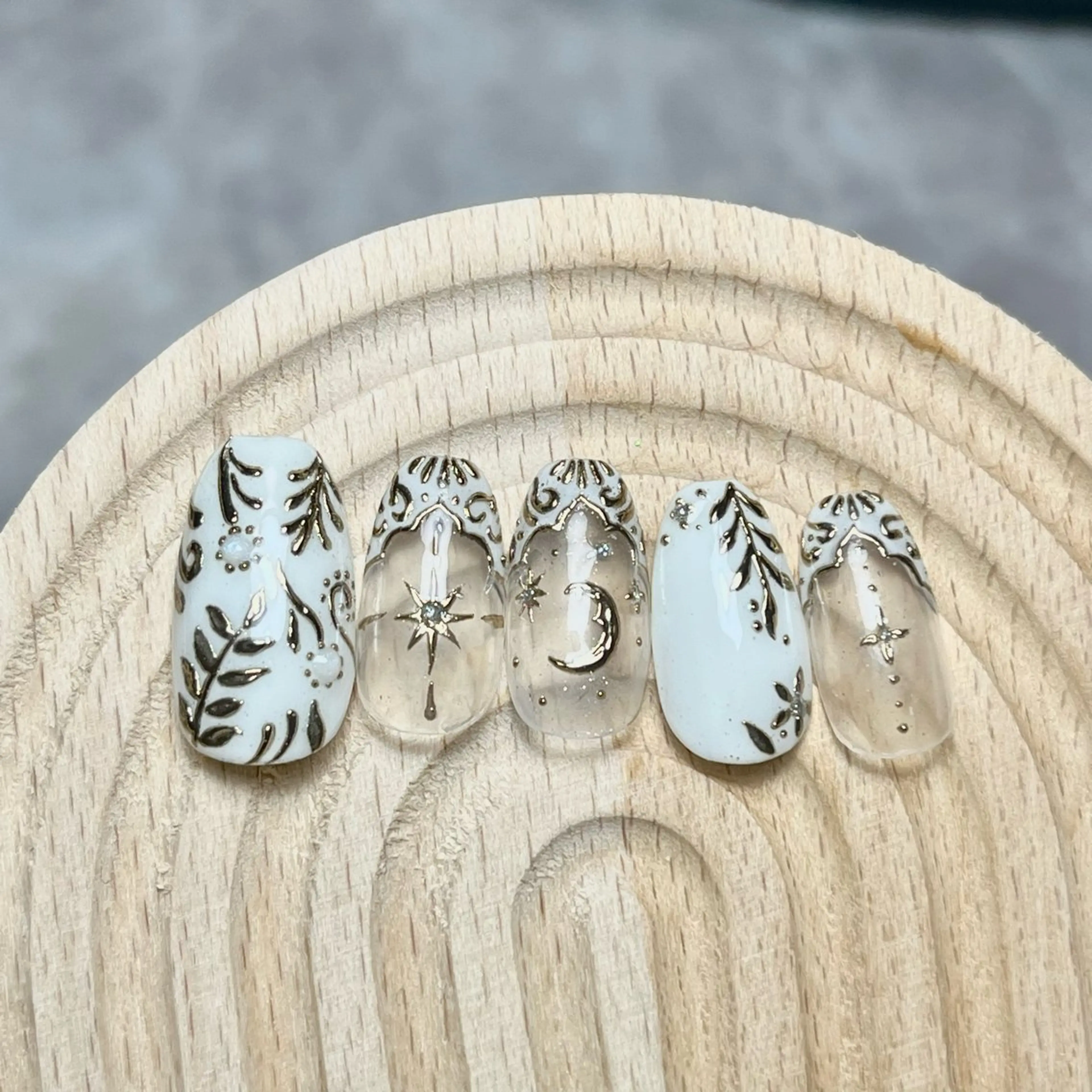 ネイル アートネイル ミラーネイル ハンドネイル nail salon Reversiのネイルデザイン