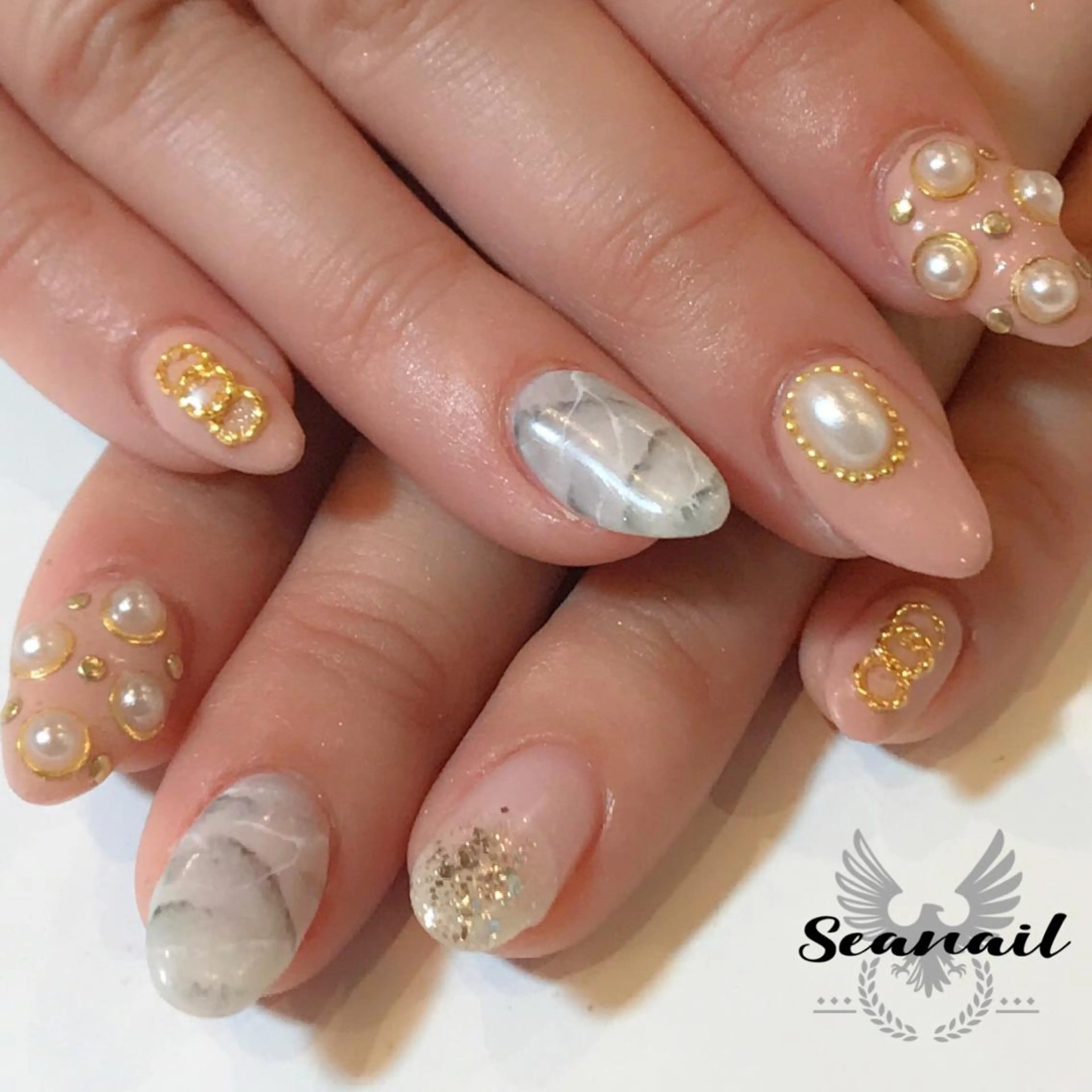 ネイル 小尾 栞のネイルデザイン