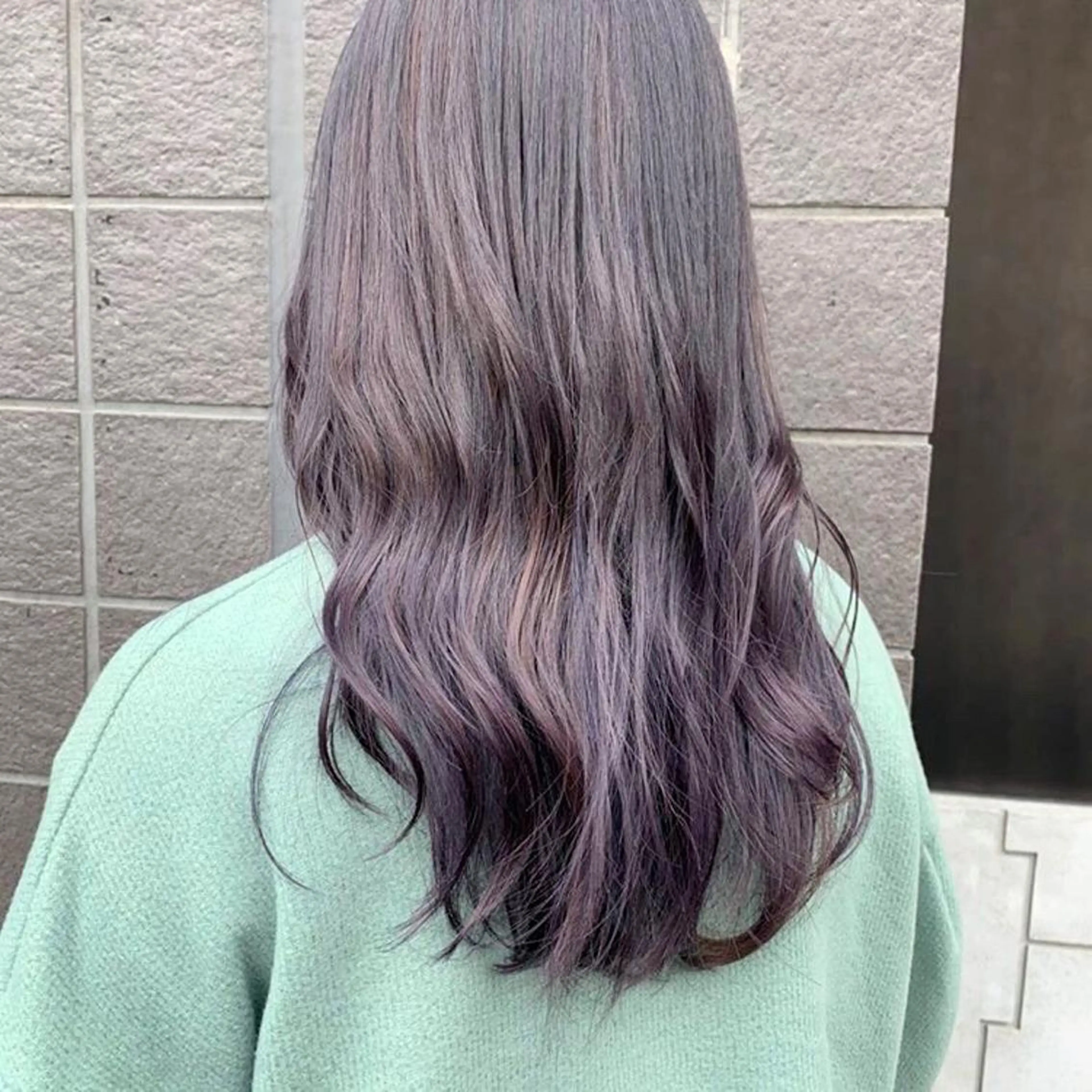 ロング カラー アッシュ アッシュグレー ベージュカラー 透明感カラー ダブルカラー カット ヘアカラー Radix所属・ボブ/ハイトーン 福生Radix 下田のヘアスタイル