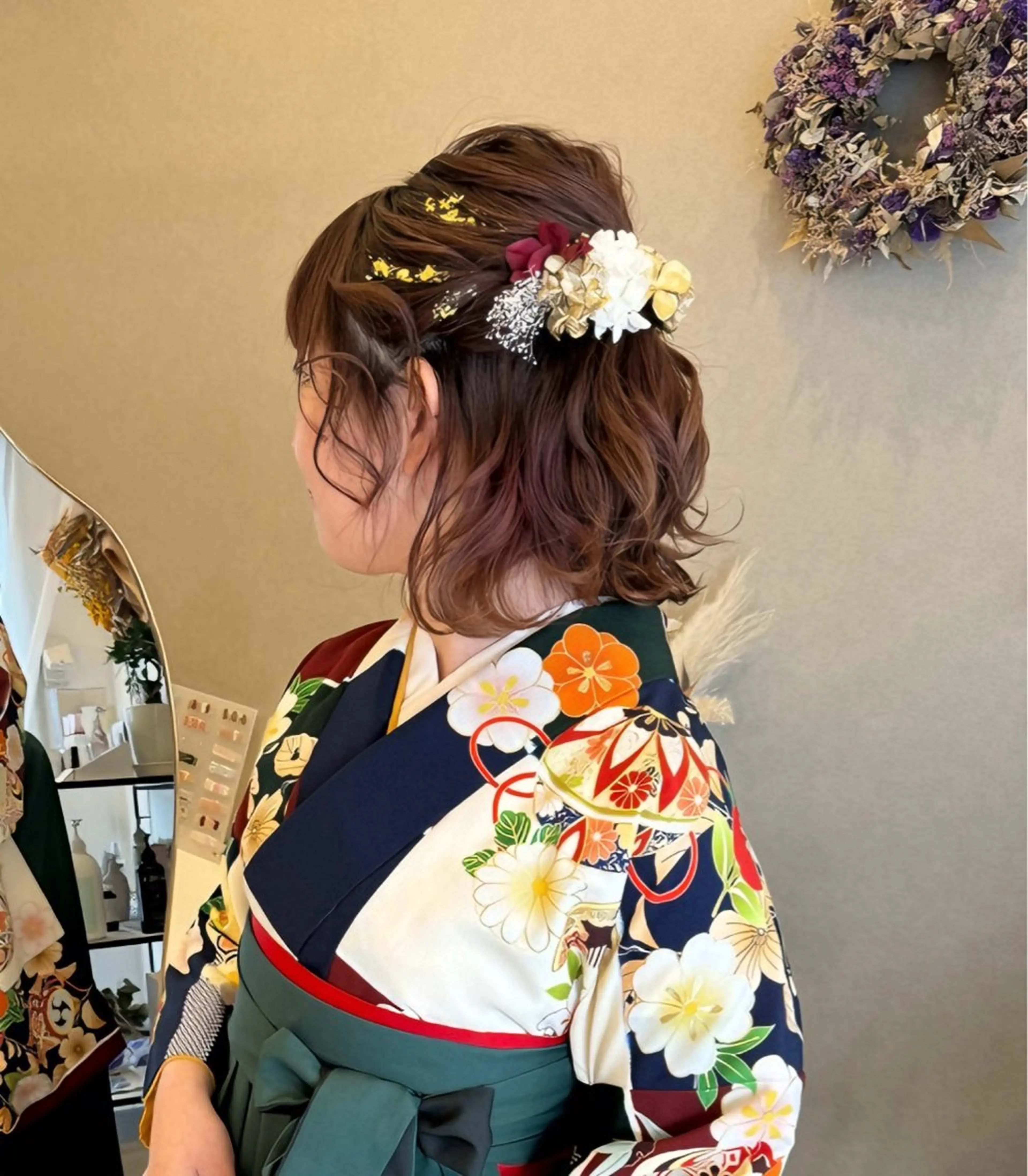 ミディアム ヘアアレンジ ハーフアップ 結婚式・ブライダル 卒業式のヘアスタイル ヘアセット hair room HARU所属・伊藤 栄子のヘアスタイル