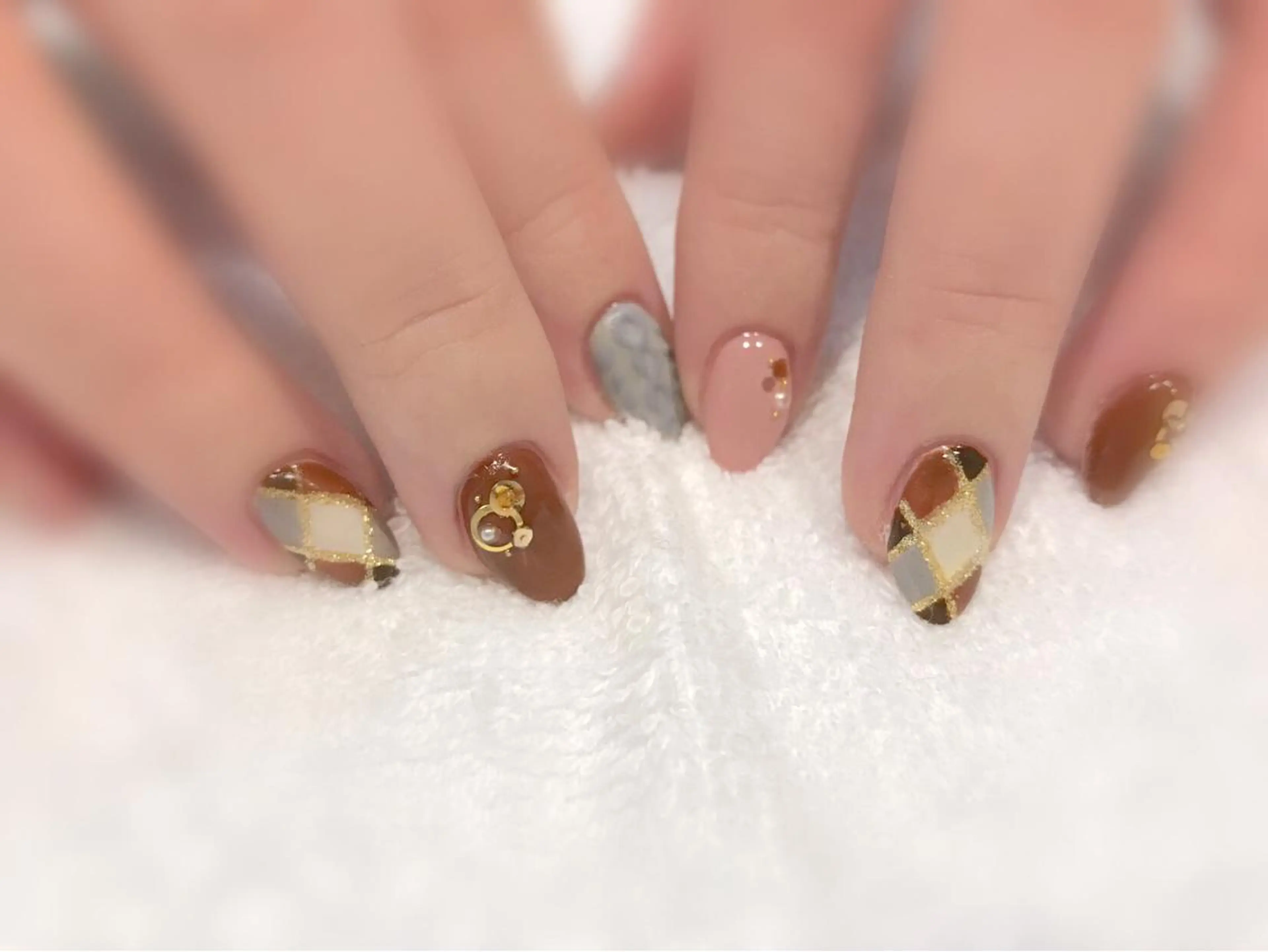 ネイル ブラウン NARUMI HYODOのネイルデザイン