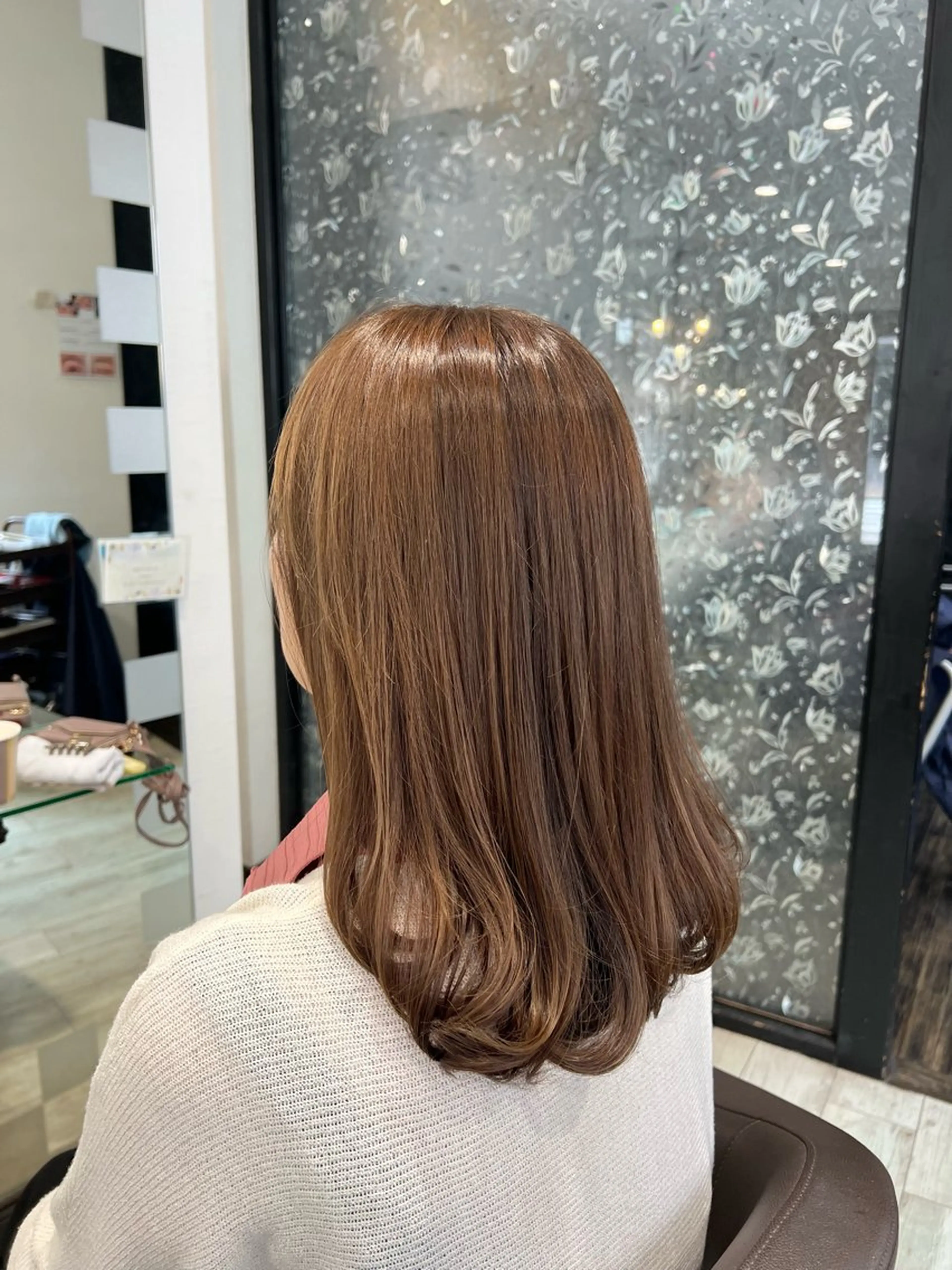 セミロング カラー 透明感カラー kataoka ryotaのヘアスタイル