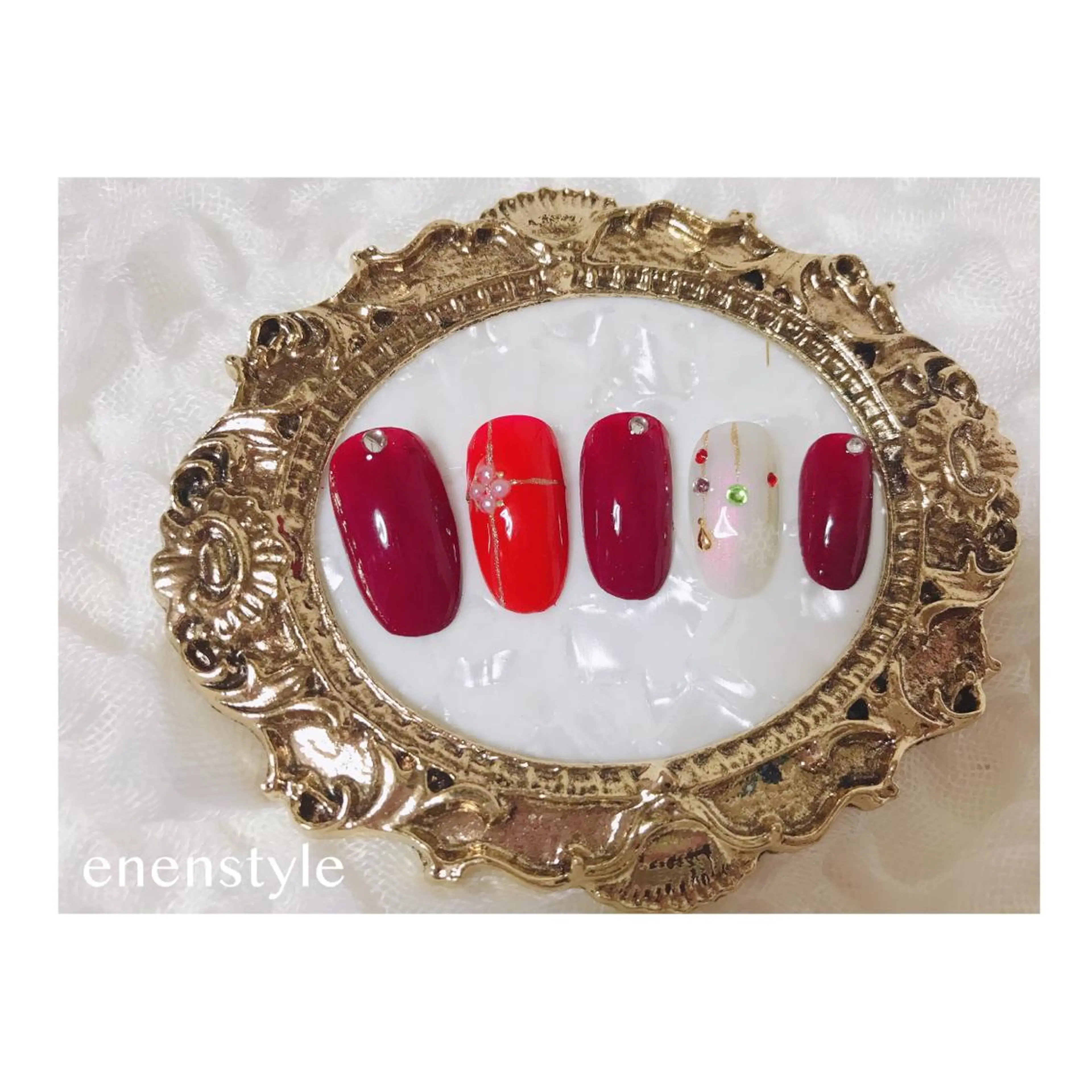 ショート ネイル クリスマス ジェルネイル ニュアンスネイル オフィスネイル ワンカラーネイル ハンドネイル 👑enen style👑のネイルデザイン