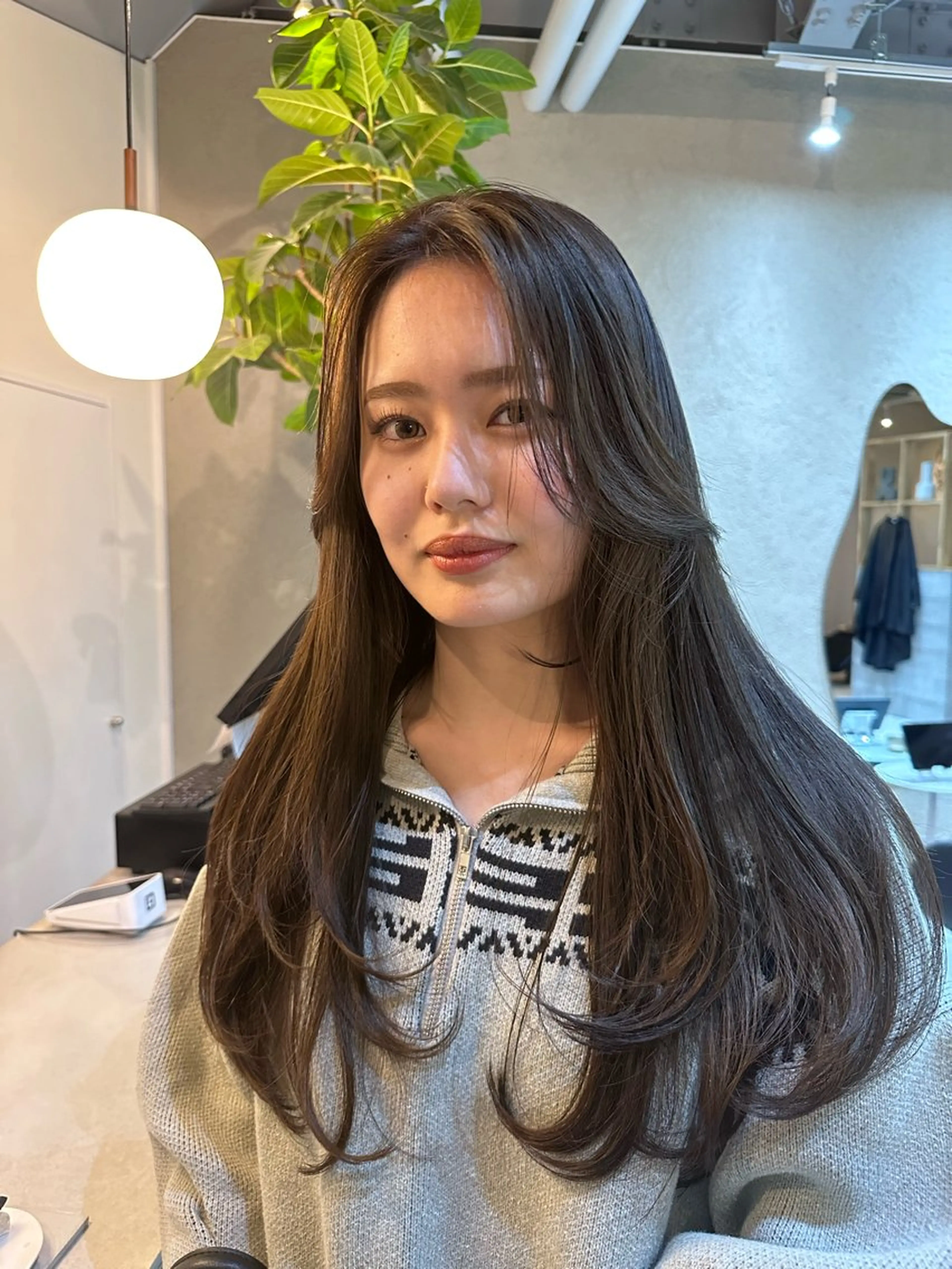 ロング カラー Shiro RENのヘアスタイル