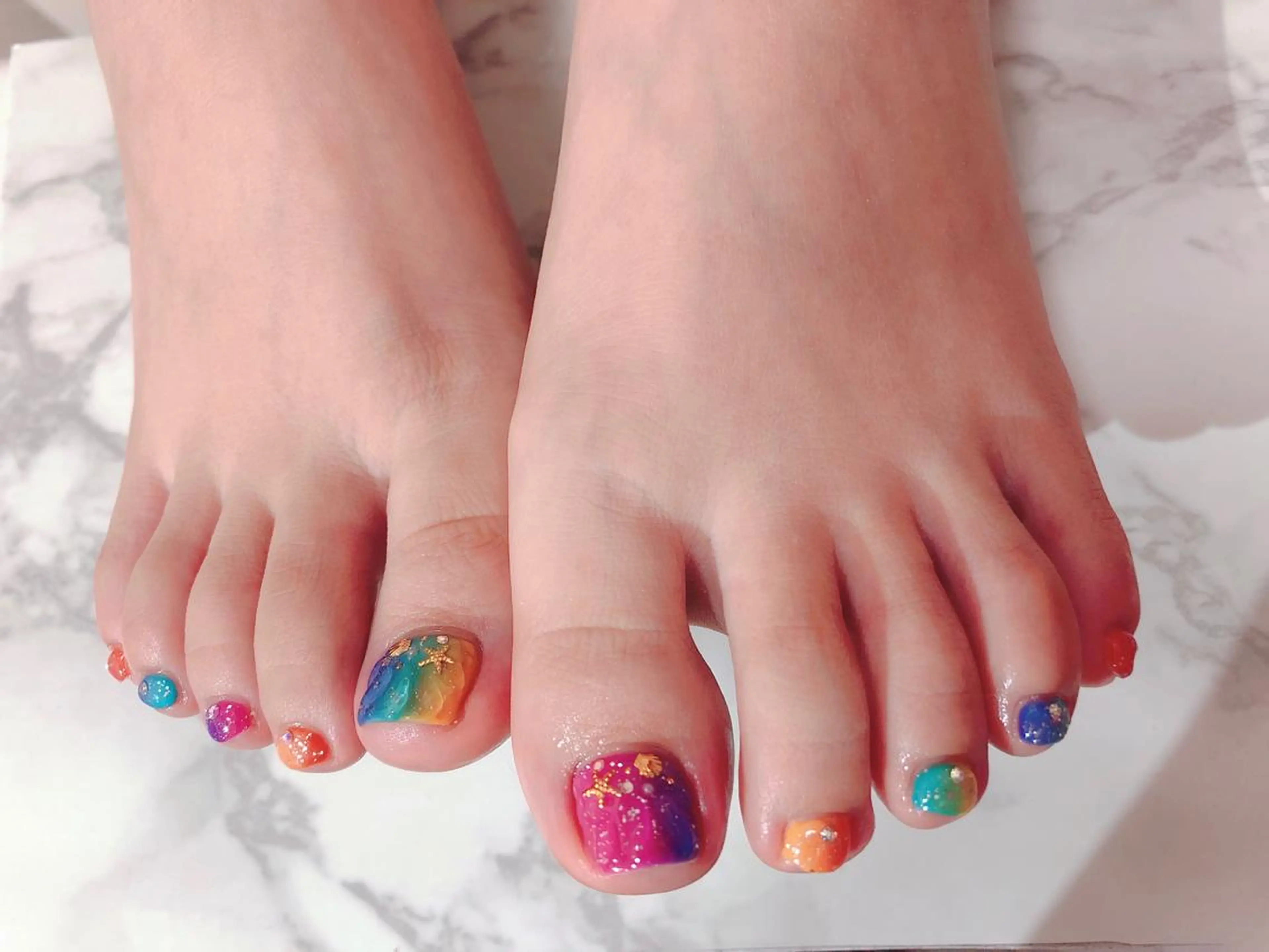 ネイル フットネイル Regaro i.sのネイルデザイン