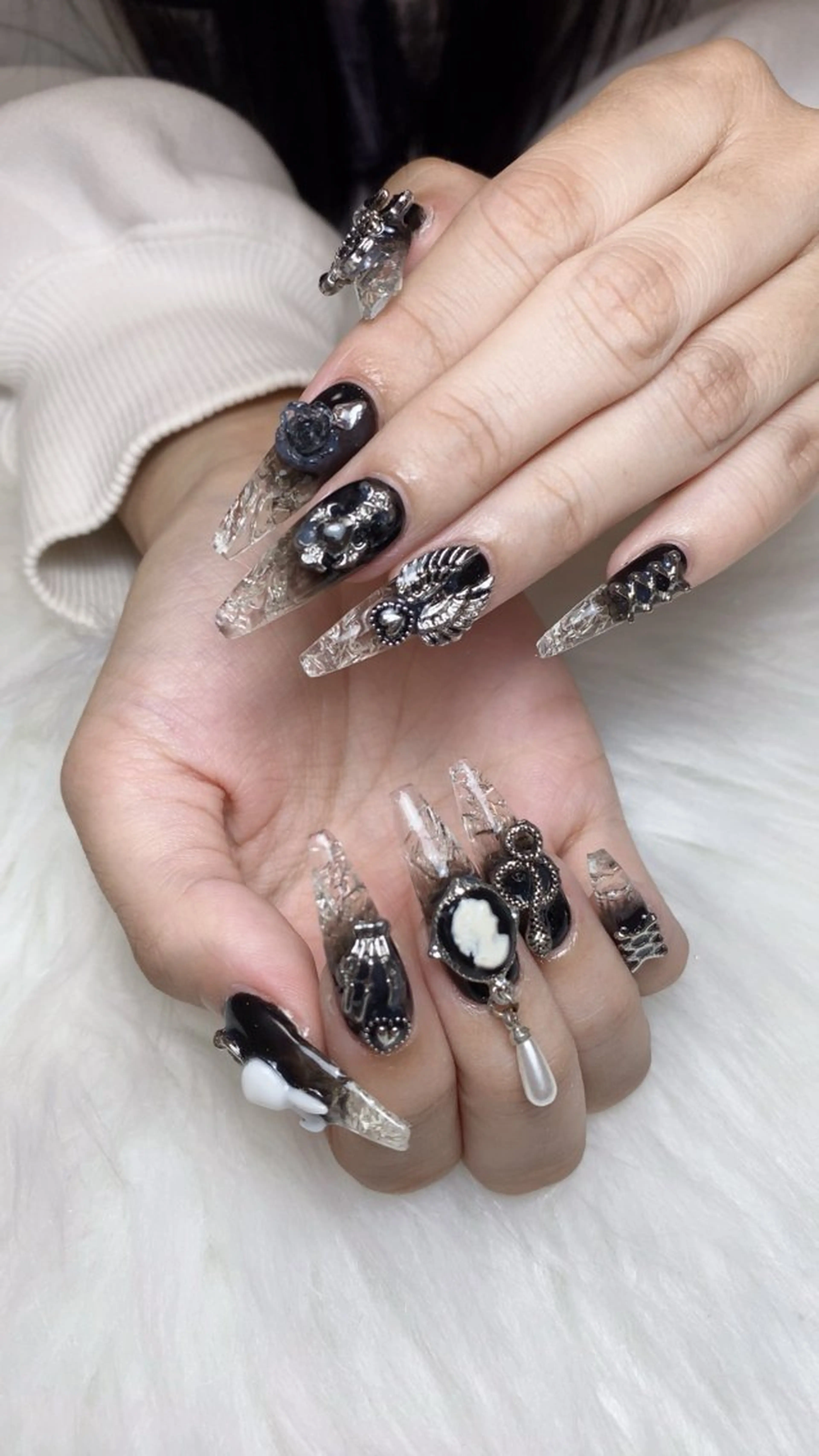 ネイル チークネイル フラッシュネイル フレンチネイル ガラスフレンチ キラキラネイル ハンドネイル Rei _Nail 新宿のネイルデザイン
