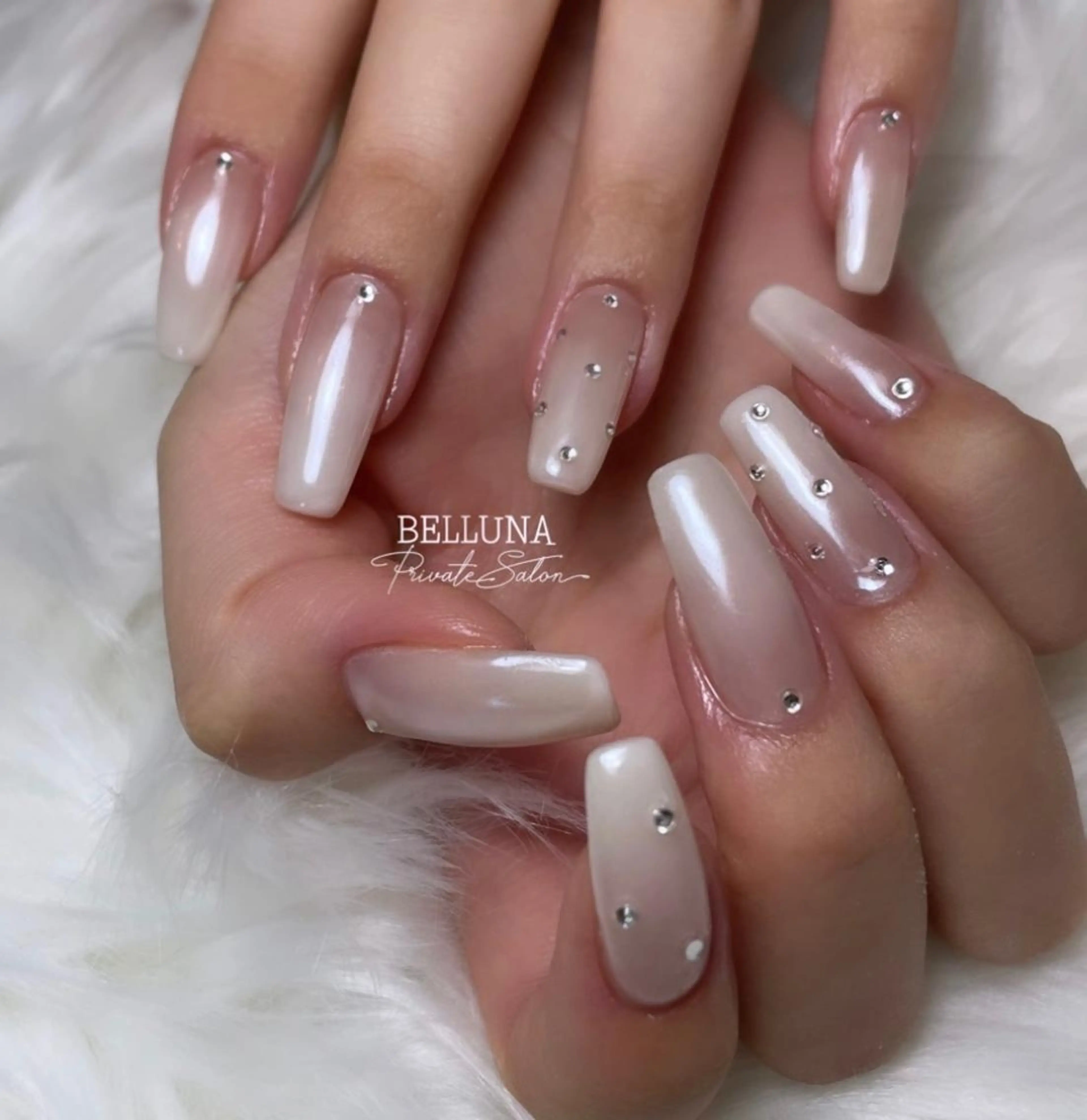 ロング ネイル BELLUNA Mizuki❤︎のネイルデザイン