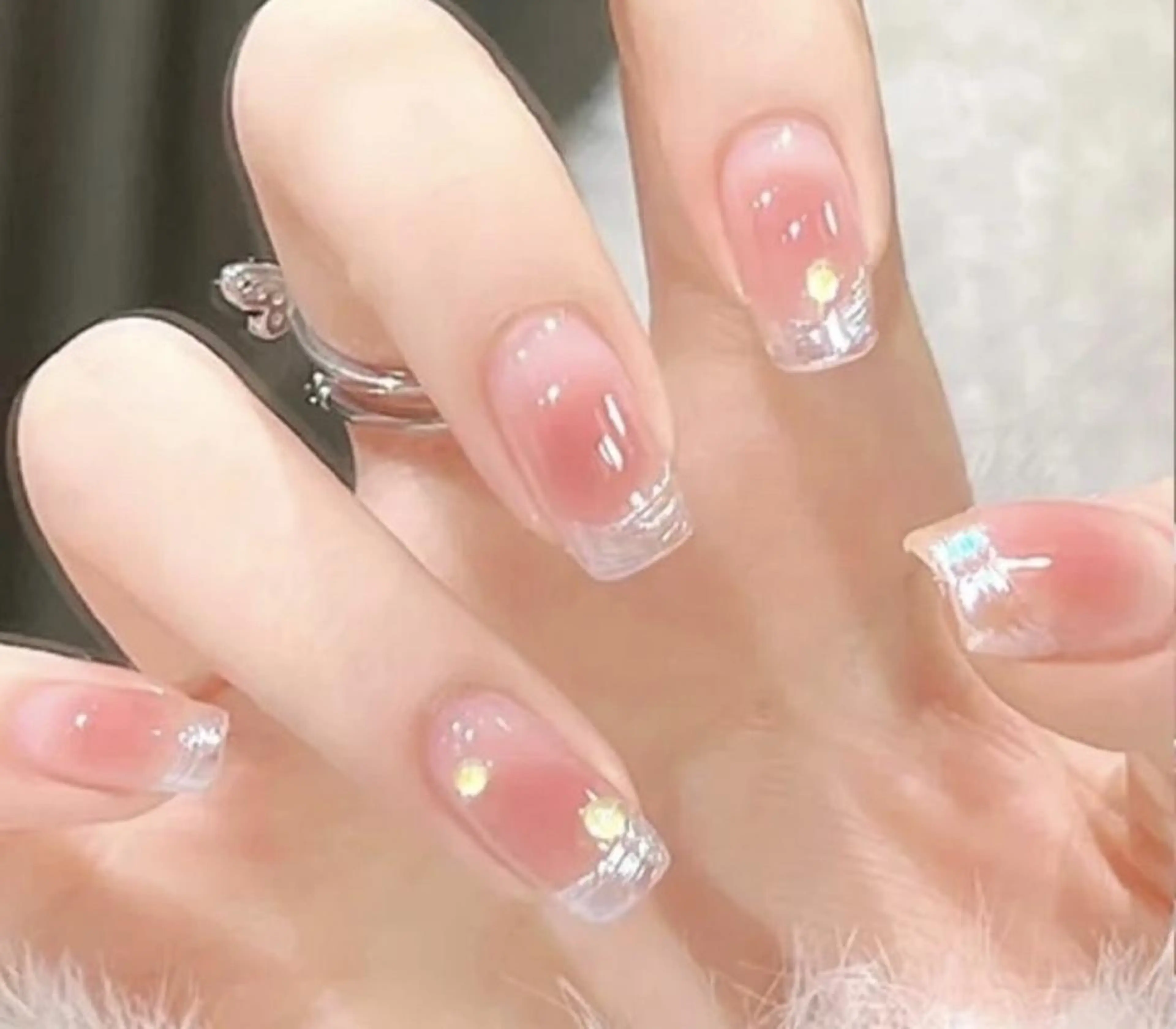 ネイル オーロラネイル チークネイル 長さ出し フットネイル フレンチネイル ハンドネイル リラネイル すみれのネイルデザイン