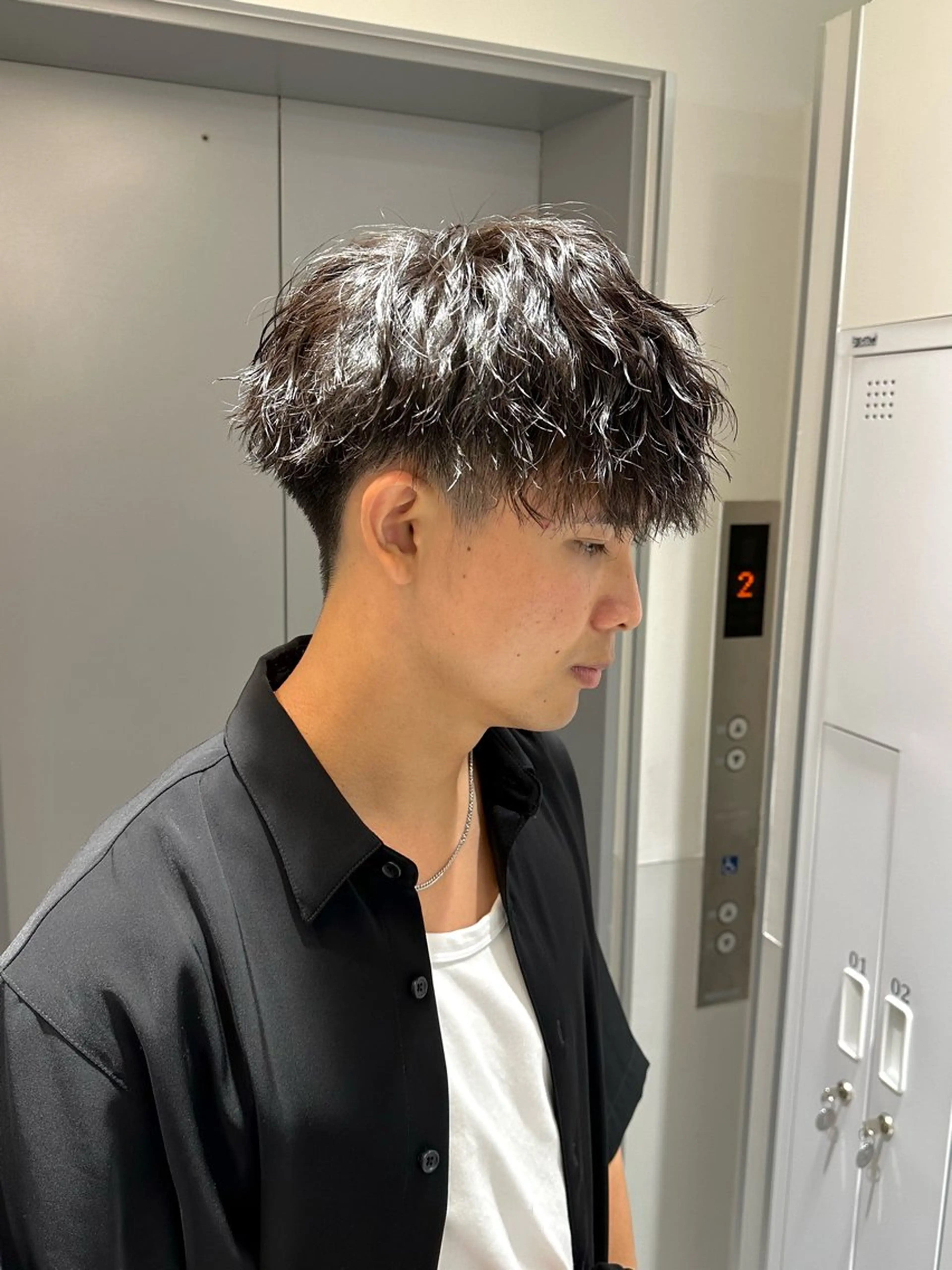 ショート パーマ メンズ メンズパーマ ツイストスパイラルパーマ スパイラルパーマ カット パーマ SALOWIN大宮 /KYOHEI✂️のヘアスタイル