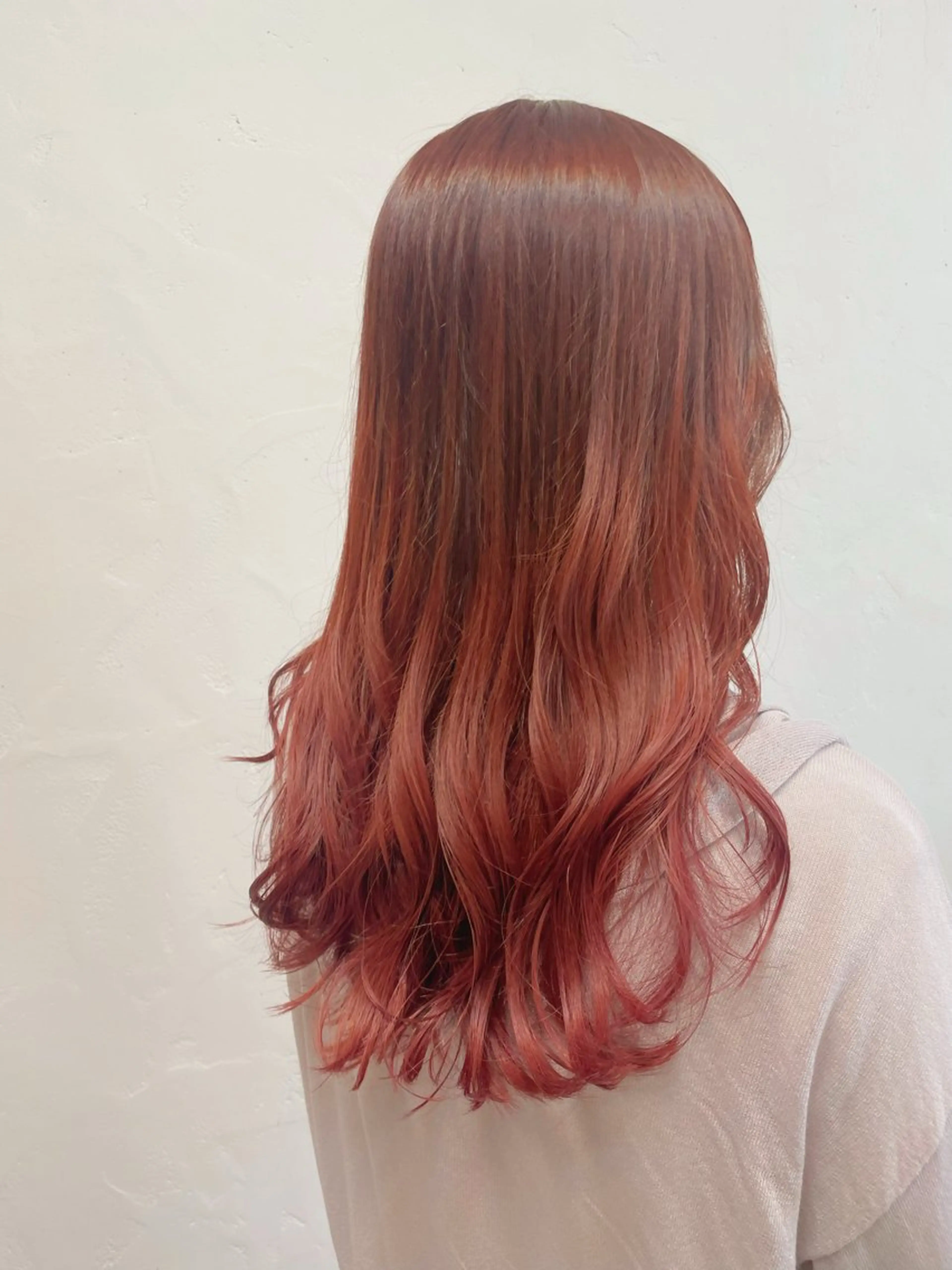 ミディアム ふわっとレイヤー 🪽スガヤハルミのヘアスタイル