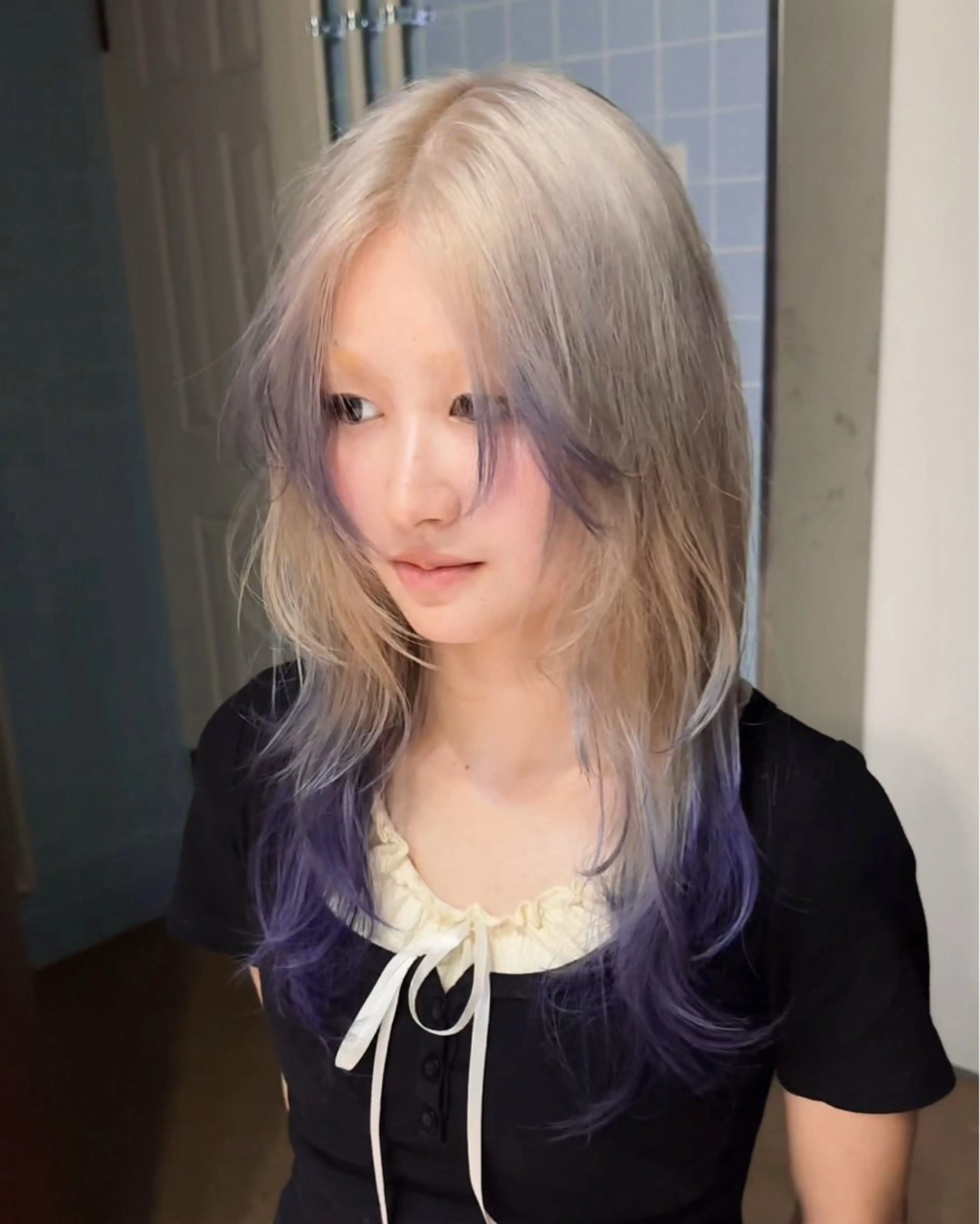 セミロング カラー デザインカラー 顔まわりレイヤー レイヤーカット ウルフカット ウルフ/レイヤー/ 渋谷🔮Yudaiのヘアスタイル