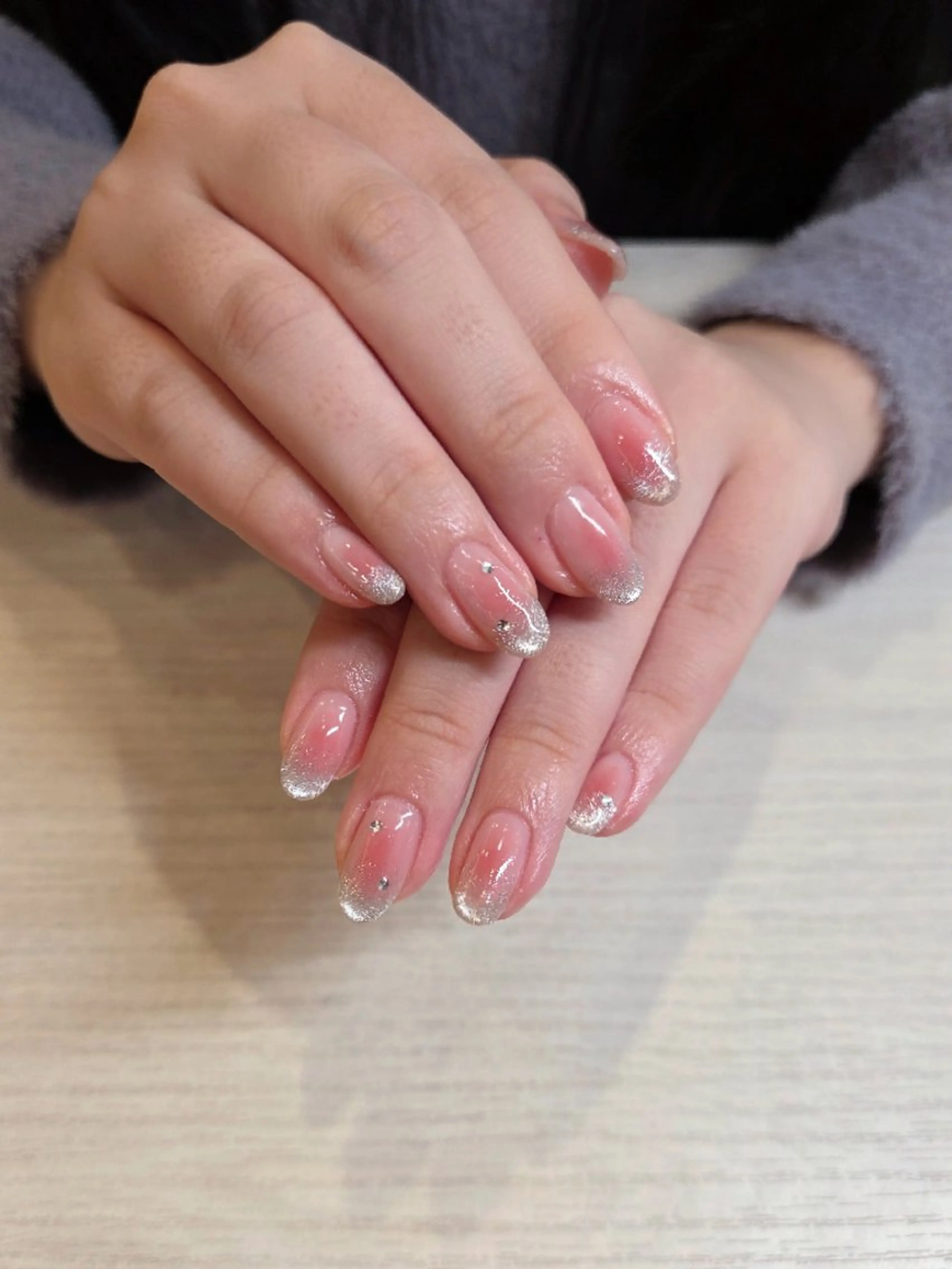 ネイル ハンドネイル 関口 友菜のヘアスタイル