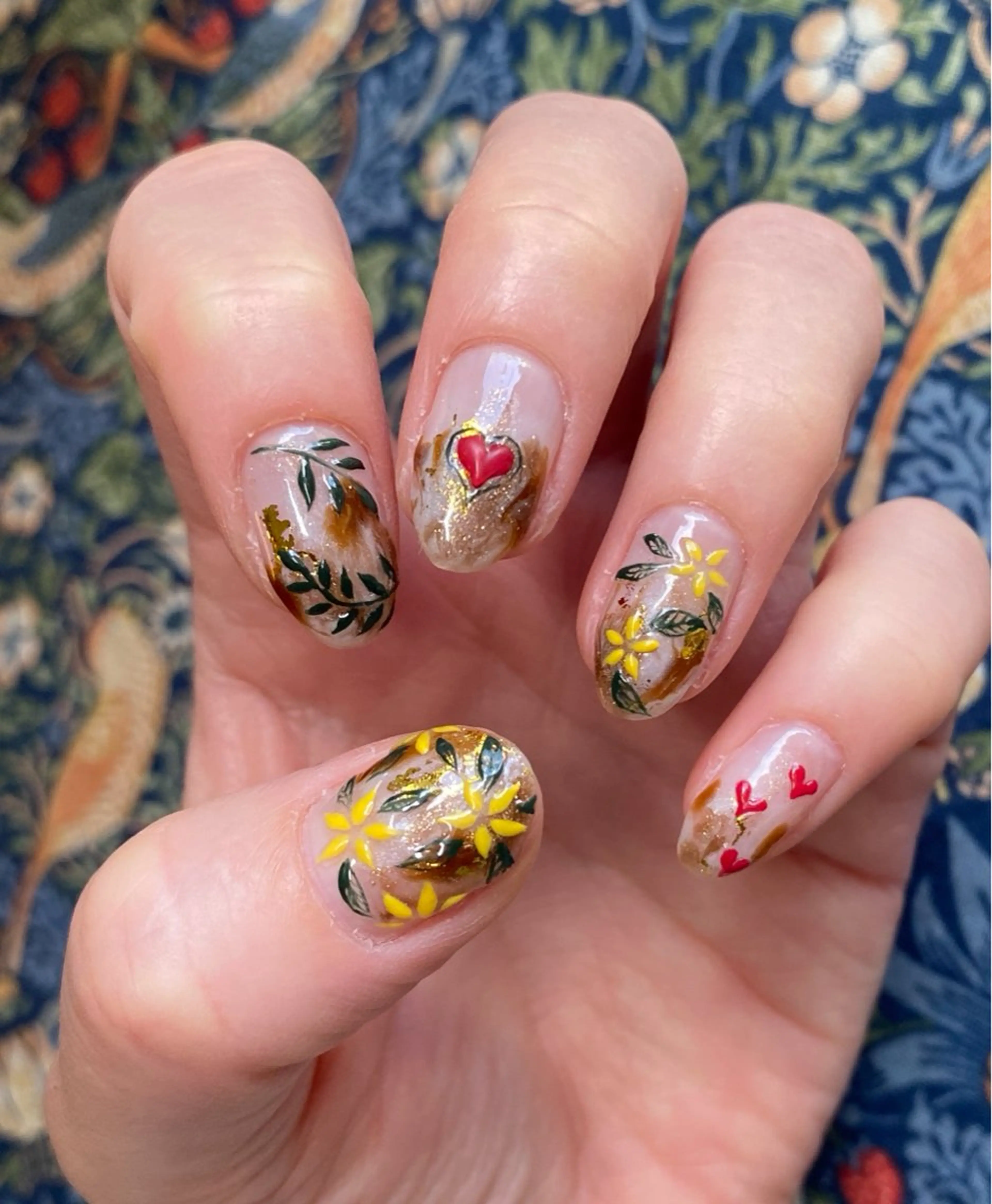 ［パラジェル使用］オフorフィルイン無料　持ち込みデザイン、つけ放題の写真