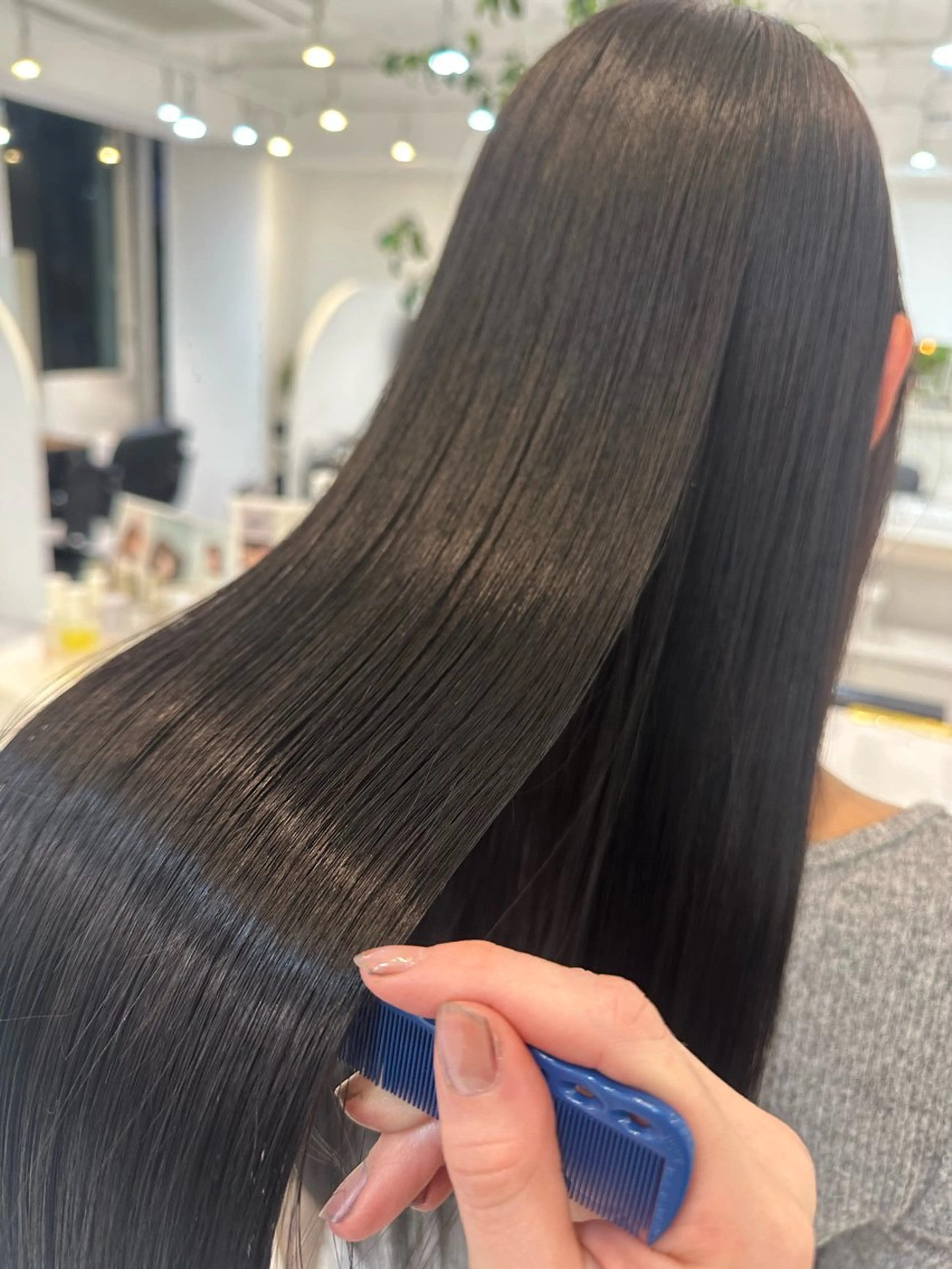 ロング Emuest心斎橋 SAKIのヘアスタイル