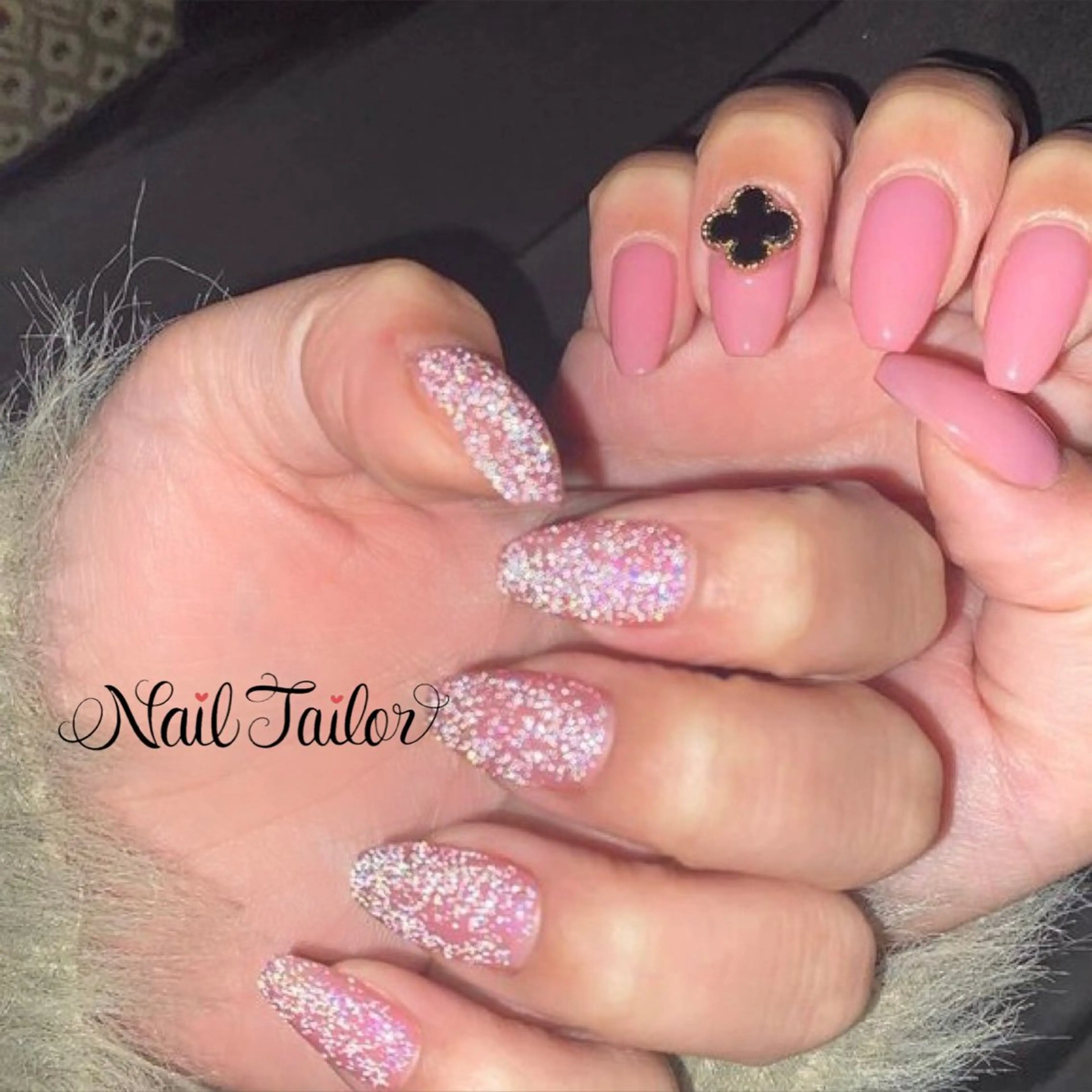 ネイル 長さ出し フラッシュネイル グラデーション キラキラネイル ラメ(グリッター) ハンドネイル NailTailor ネイルテイラーのネイルデザイン