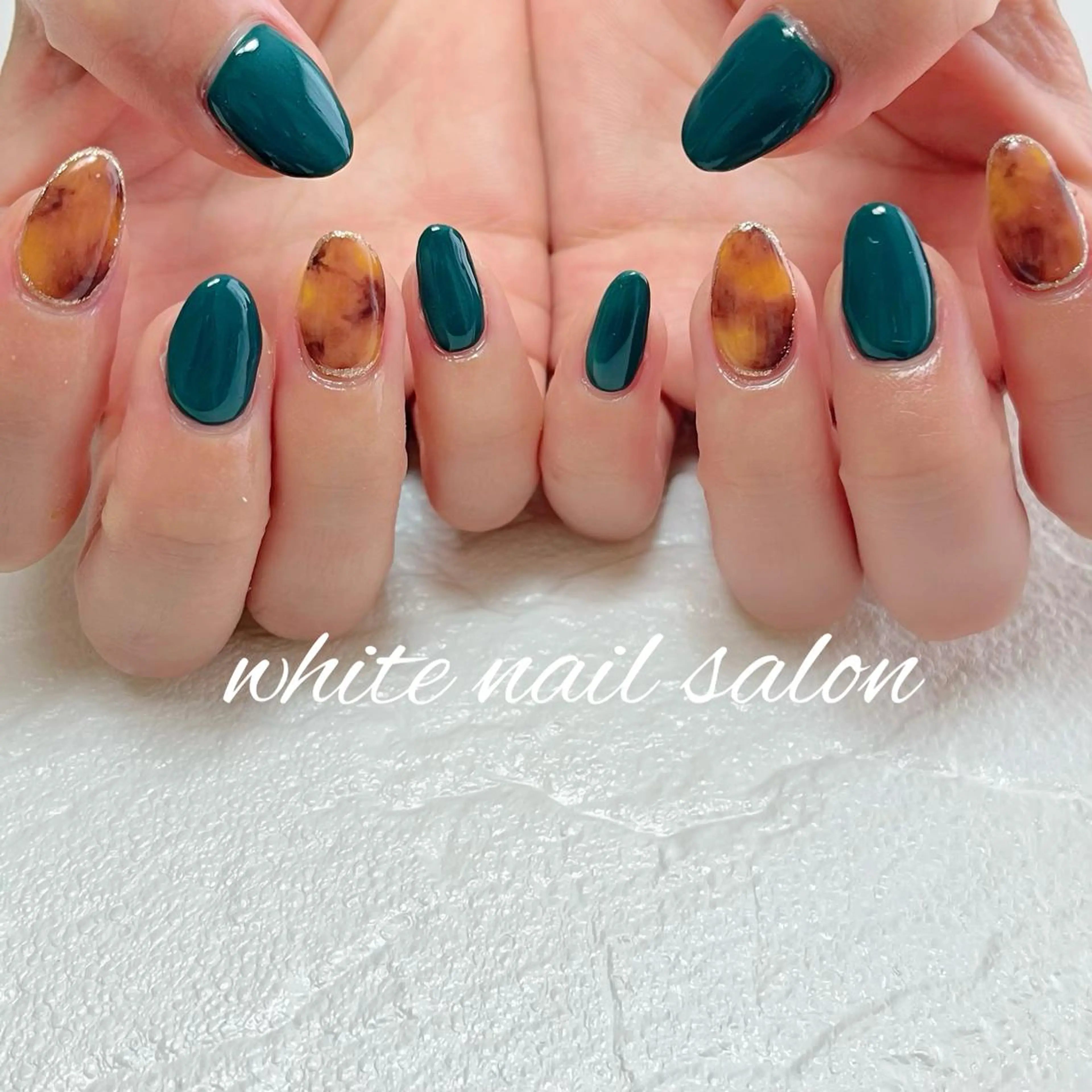 ネイル フットネイル ジェルネイル ハードジェル ラメ(グリッター) 持ち込み ハンドネイル white nail salonのネイルデザイン