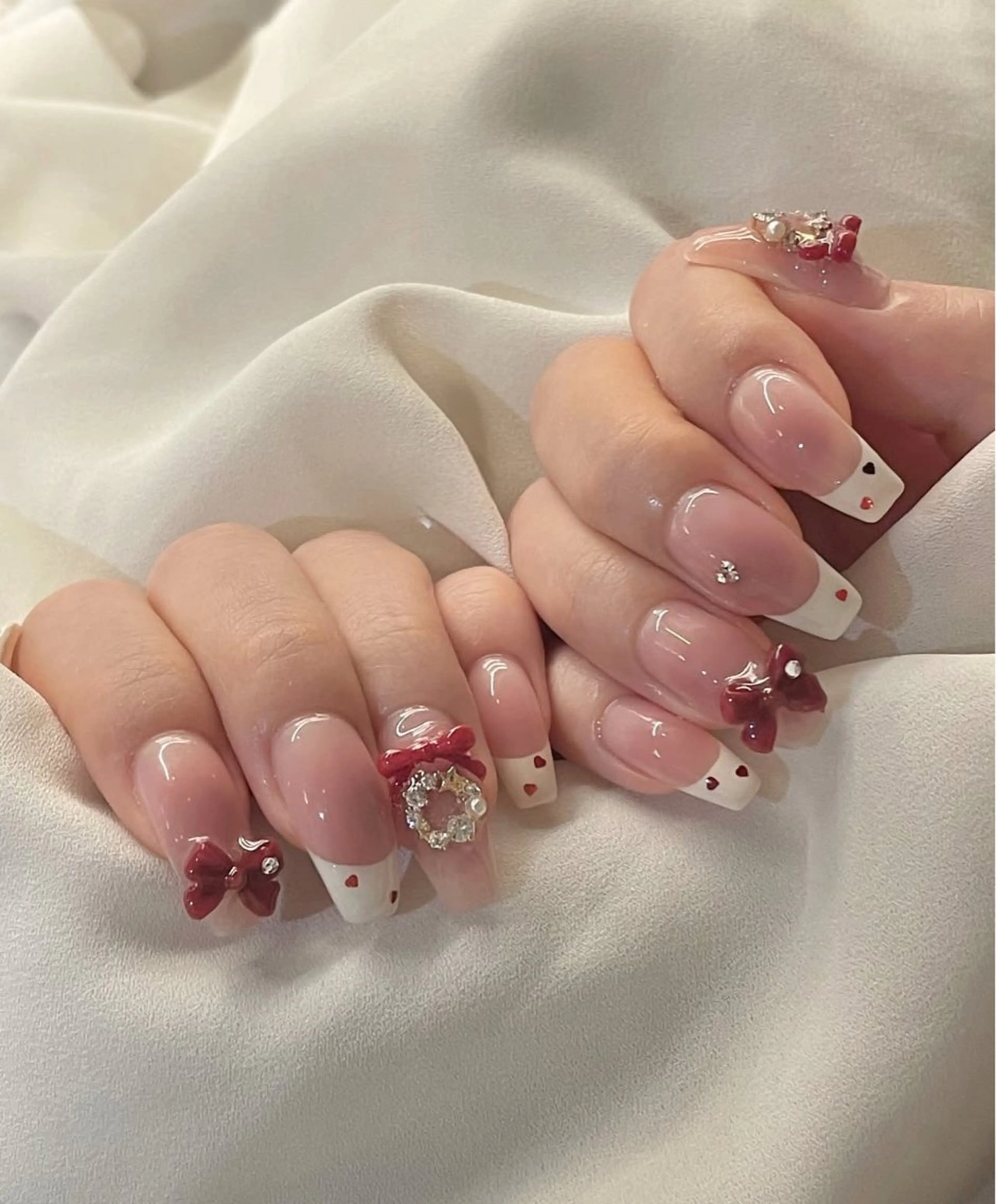 ネイル アニマル柄 オーロラネイル チークネイル フラッシュネイル ジェルネイル ハンドネイル Hinaa 池袋のネイルデザイン