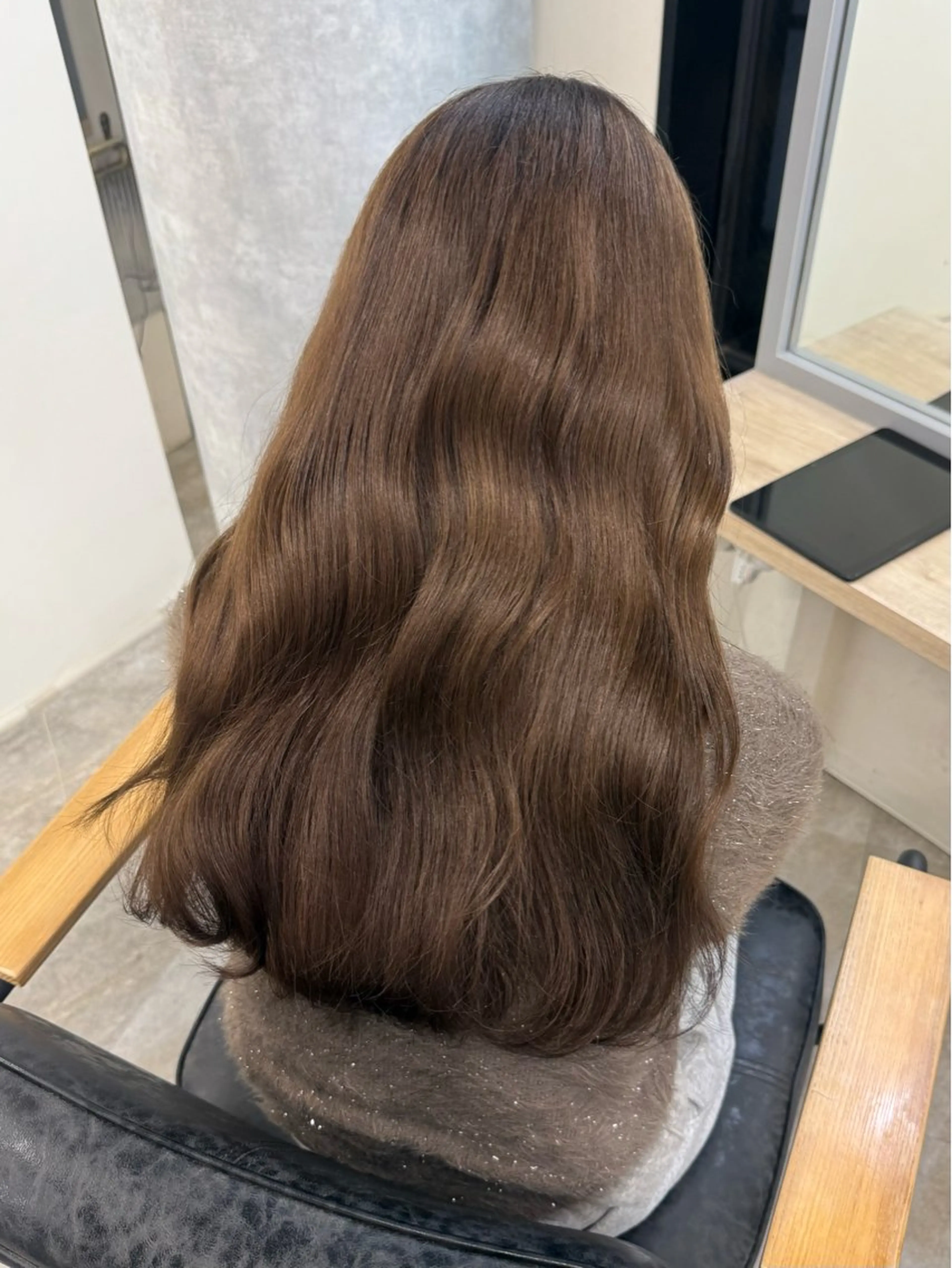 ロング カラー ヘアアレンジ ベージュカラー カット ヘアカラー トリートメント Himawari♡ 柔らかいカラーのヘアスタイル