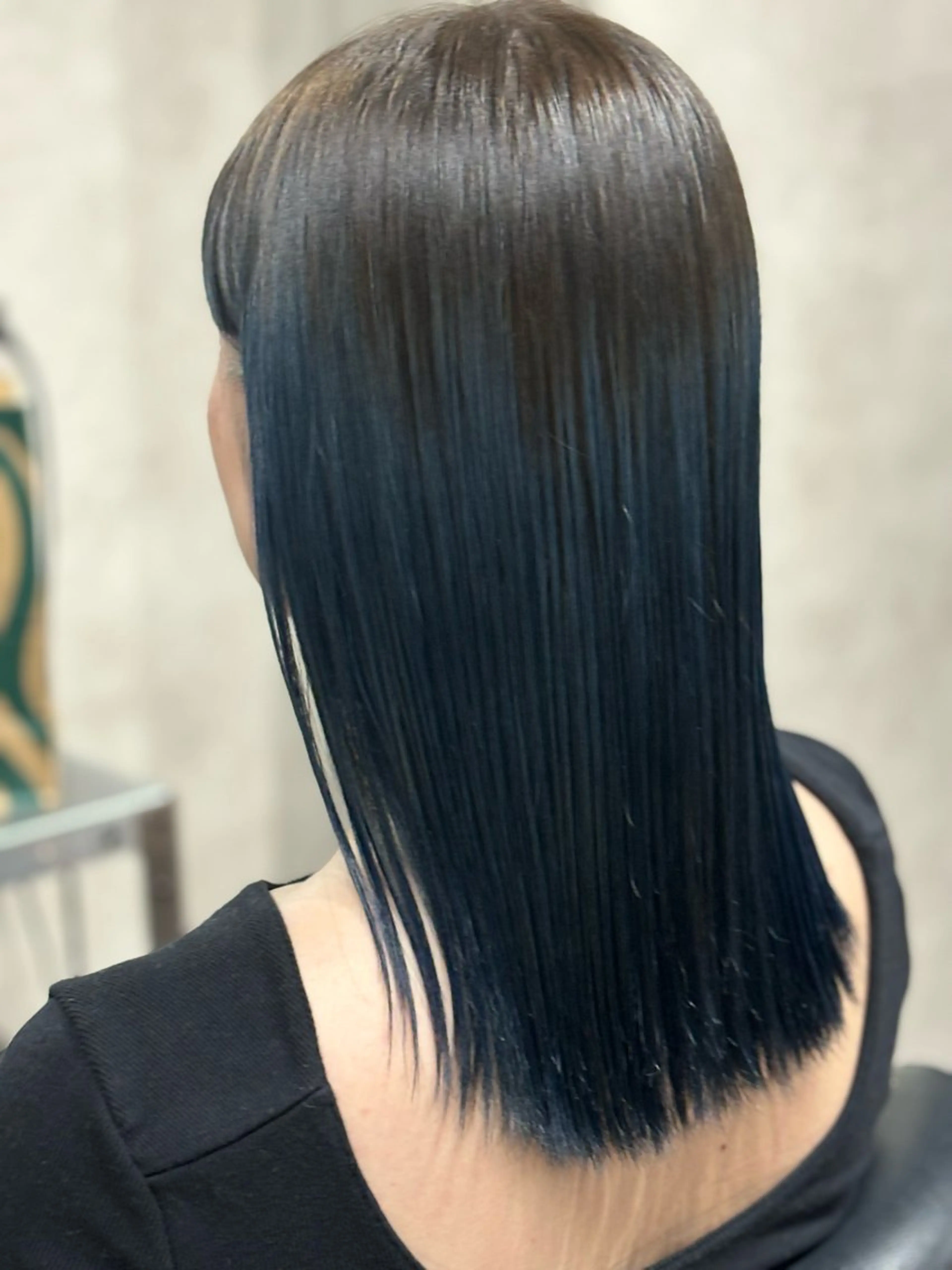 セミロング カラー KISSSWAN Remiのヘアスタイル