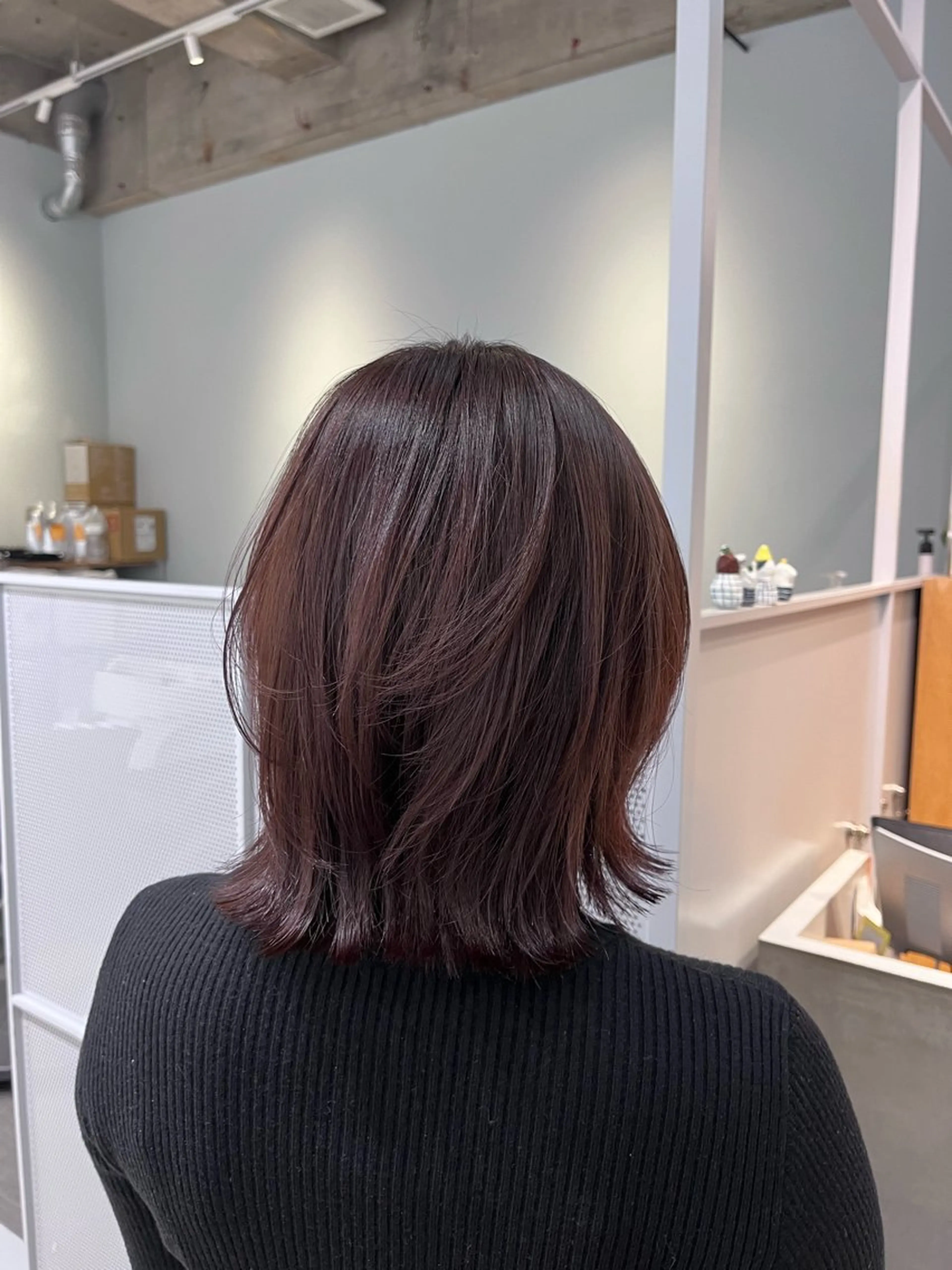 ミディアム カラー ラベンダーカラー -みつま はるな-のヘアスタイル