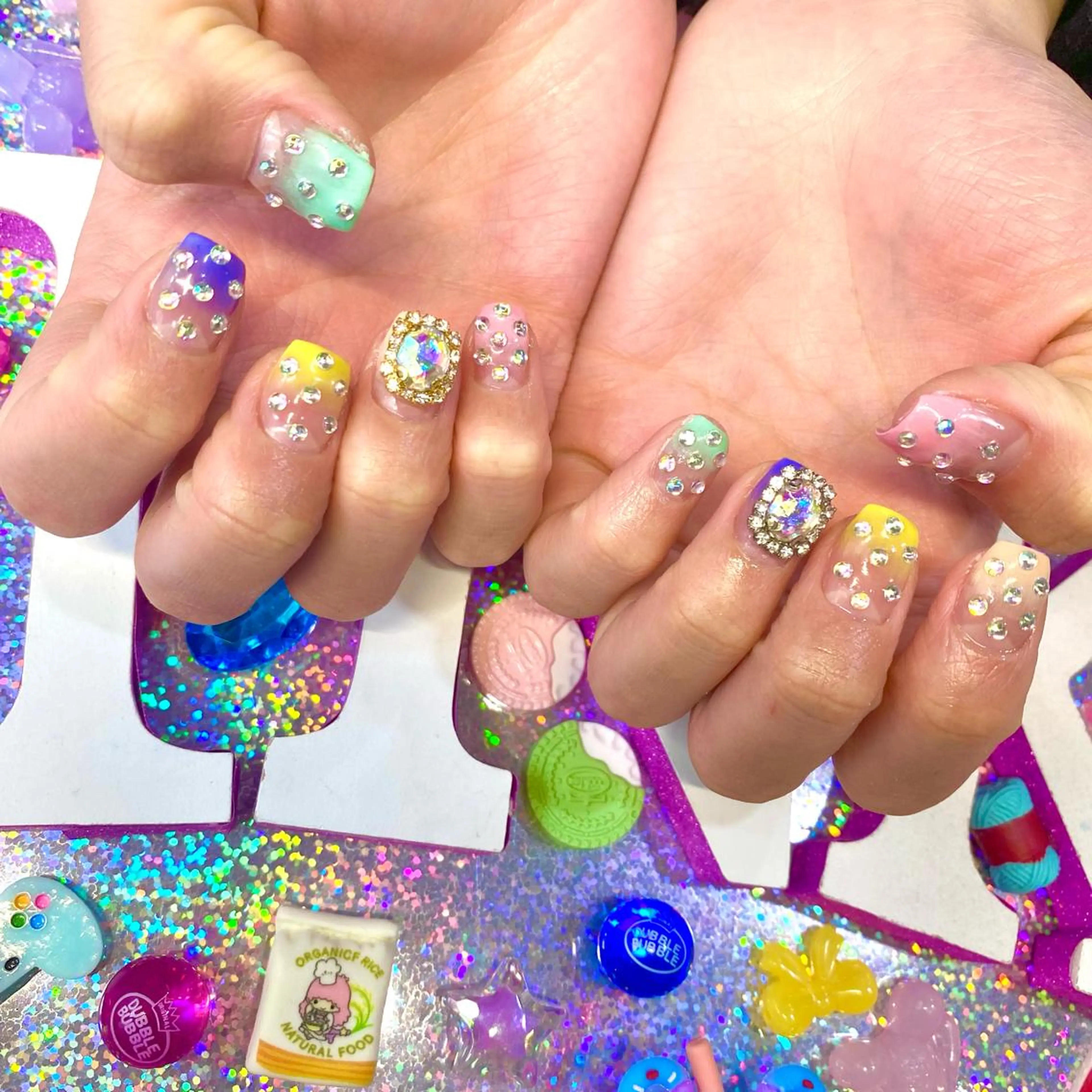 ネイル アートネイル クリアネイル ジェルネイル ニュアンスネイル オフィスネイル 8appy YUKITIN.Bのネイルデザイン