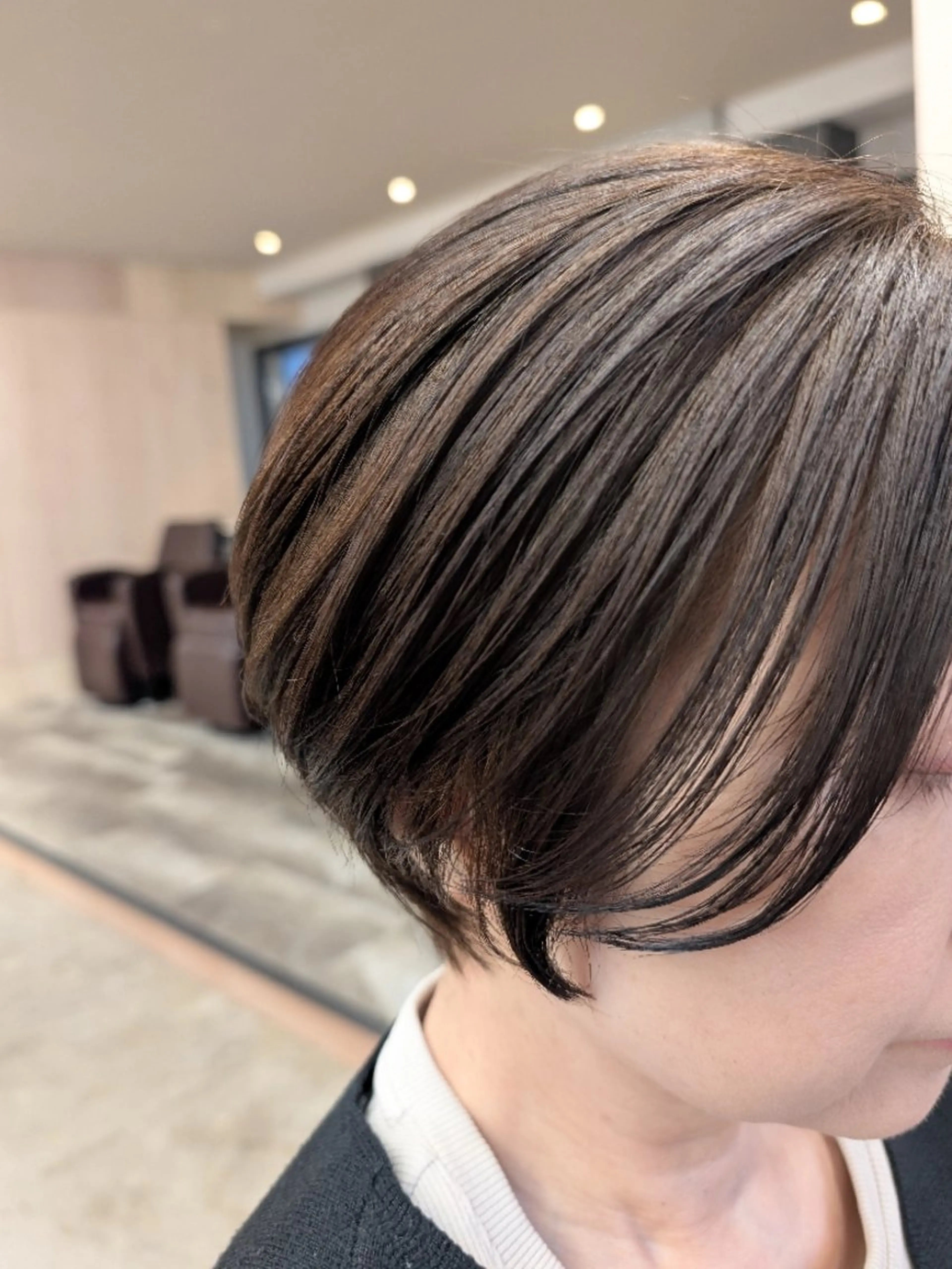 【白髪でお悩みの方必見】 カット+白髪染めリタッチカラー +2stepTR￥7000の写真