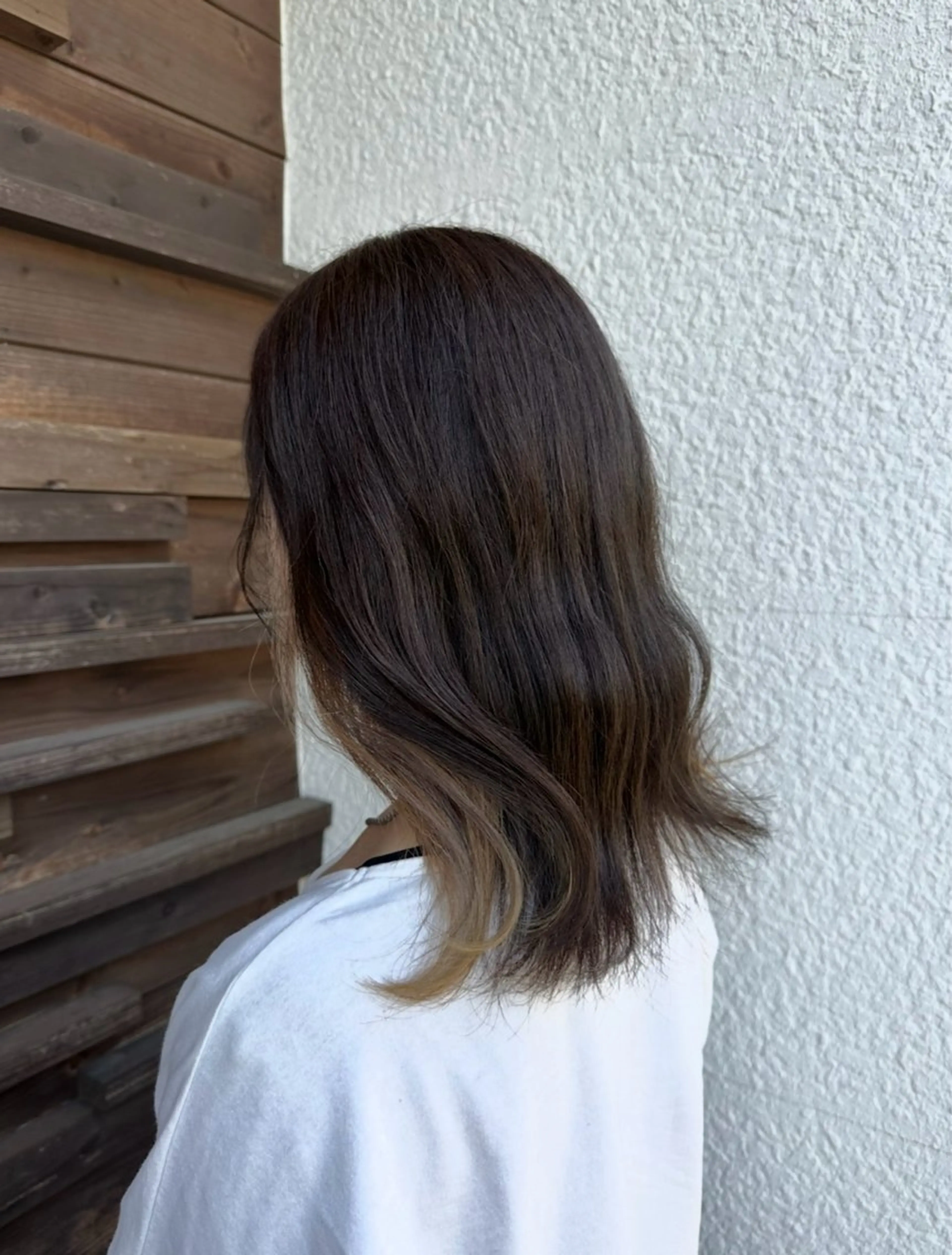 セミロング カット ヘアカラー トリートメント オノ アイラのヘアスタイル