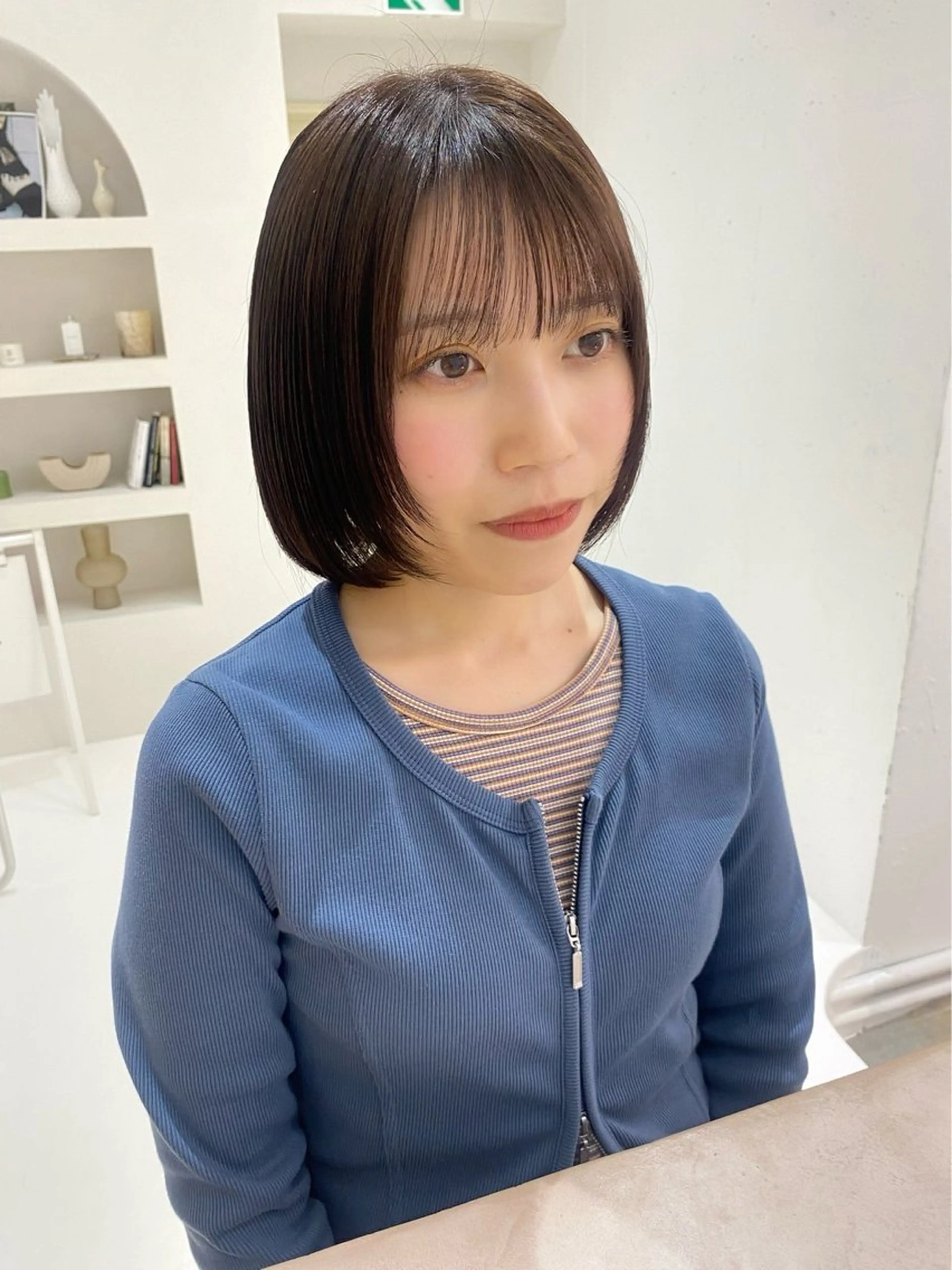 ショート カラー ブラウンカラー 似合わせレイヤー、 透けカラー/杉本花のヘアスタイル