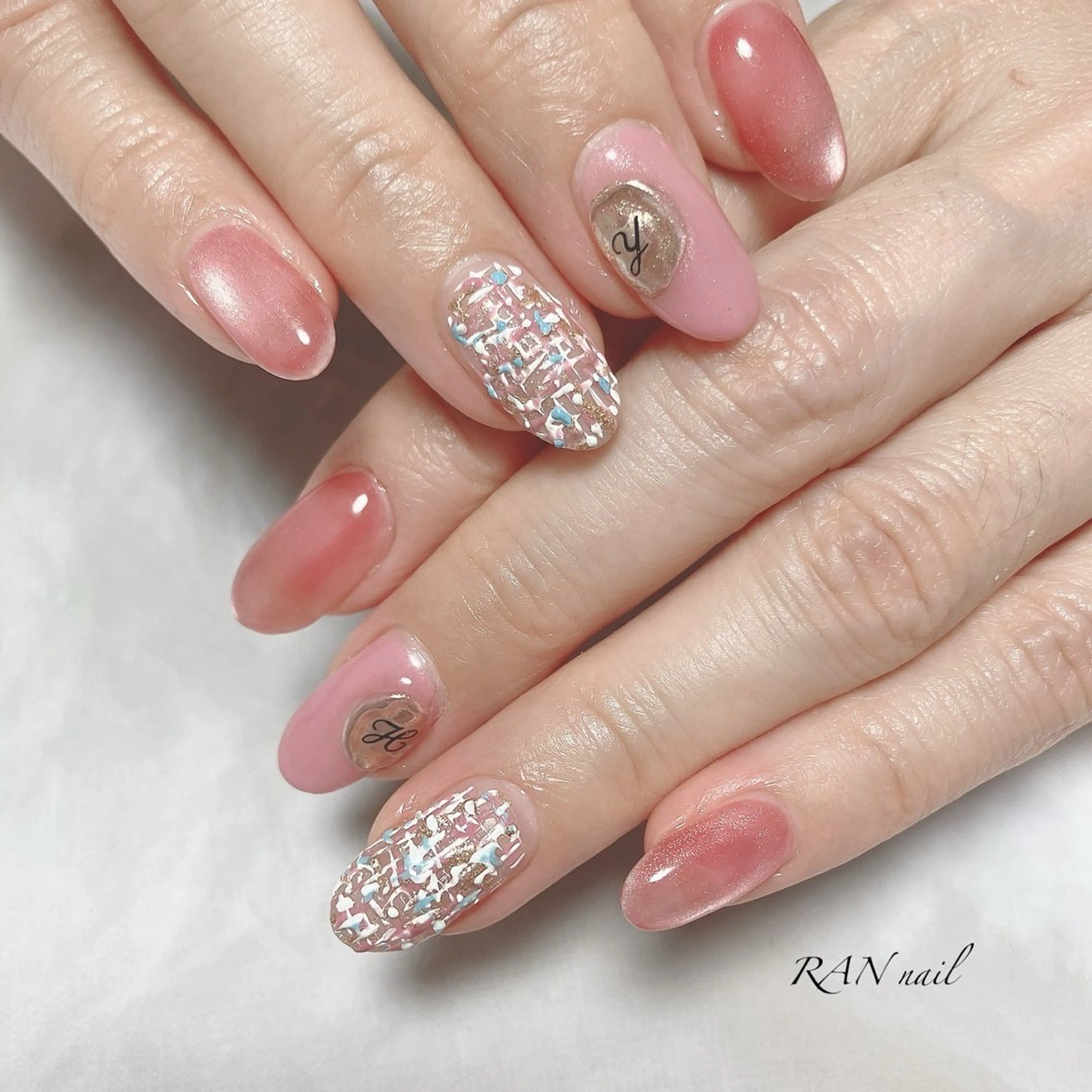ネイル ブルー キラキラネイル ピンク ツイードネイル 冬ネイル ハンドネイル フットネイル RAN nail 〜ランネイル〜所属・RAN nailのネイルデザイン