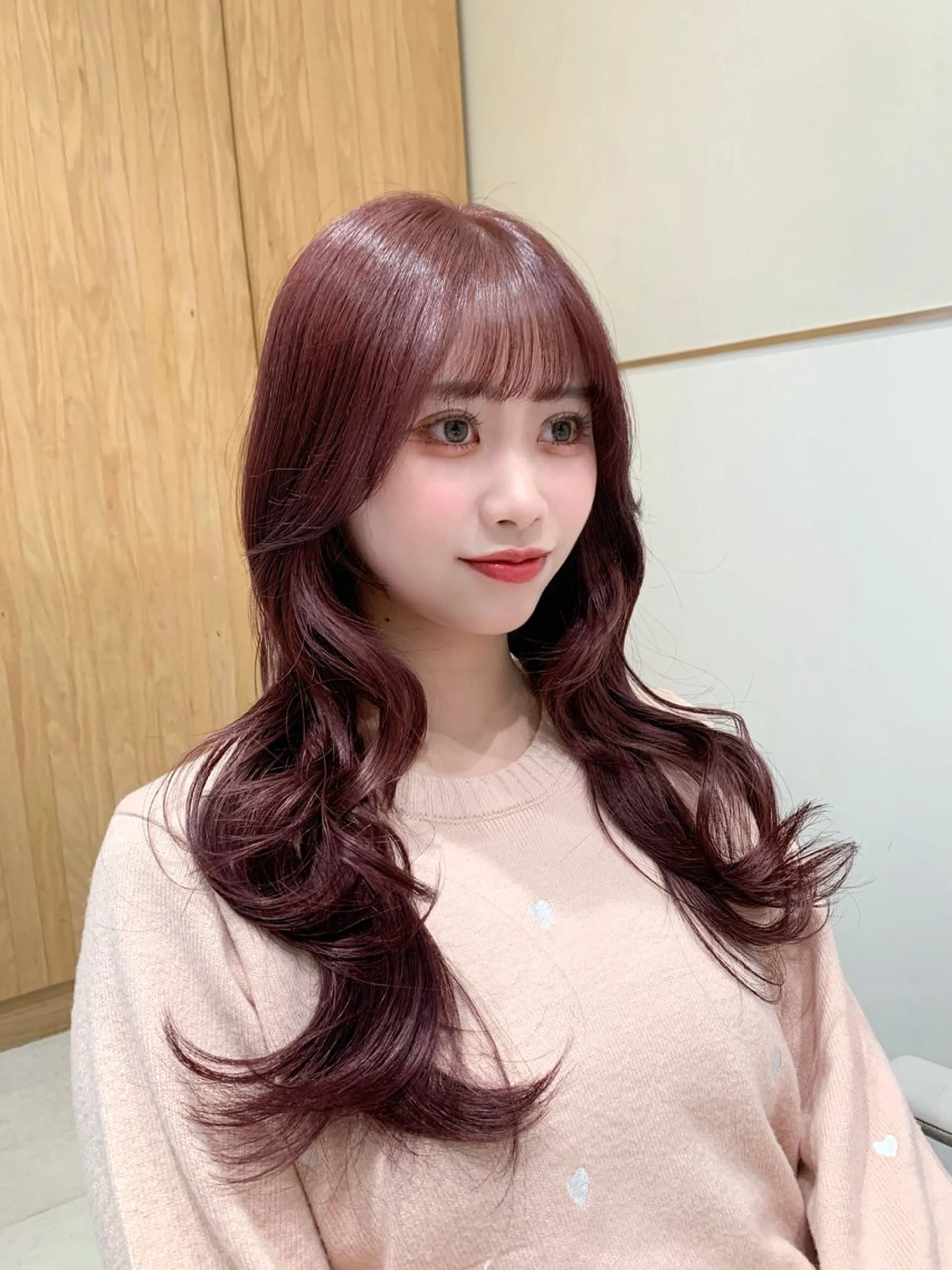 ロング カラー ピンクカラー ロング カット ヘアカラー トリートメント ヘッドスパ ヘアセット 韓国ヘア/レイヤー/ 顔まわり/りょーとのヘアスタイル