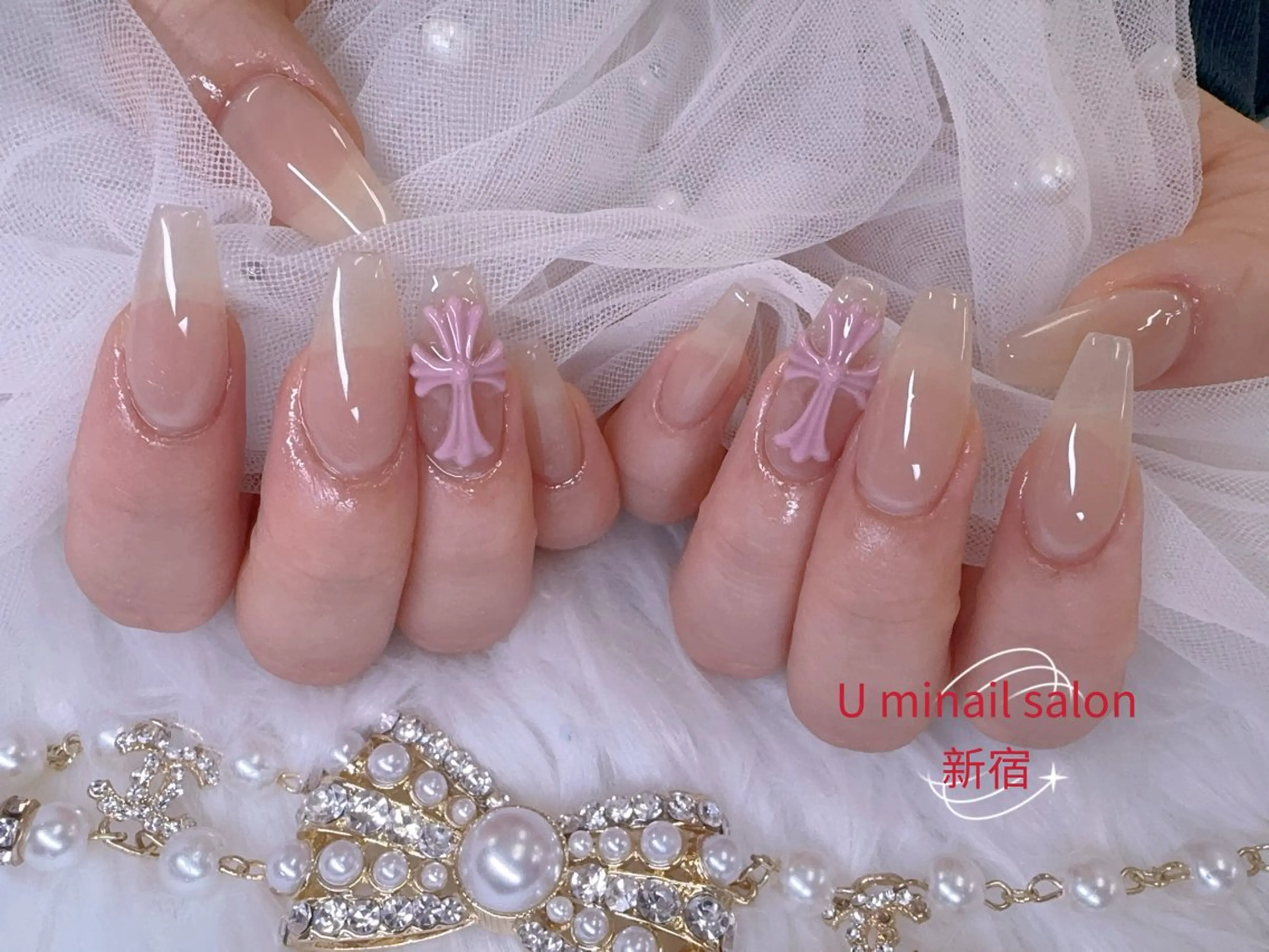 ネイル UMI ネイルサロン新宿🎀のネイルデザイン