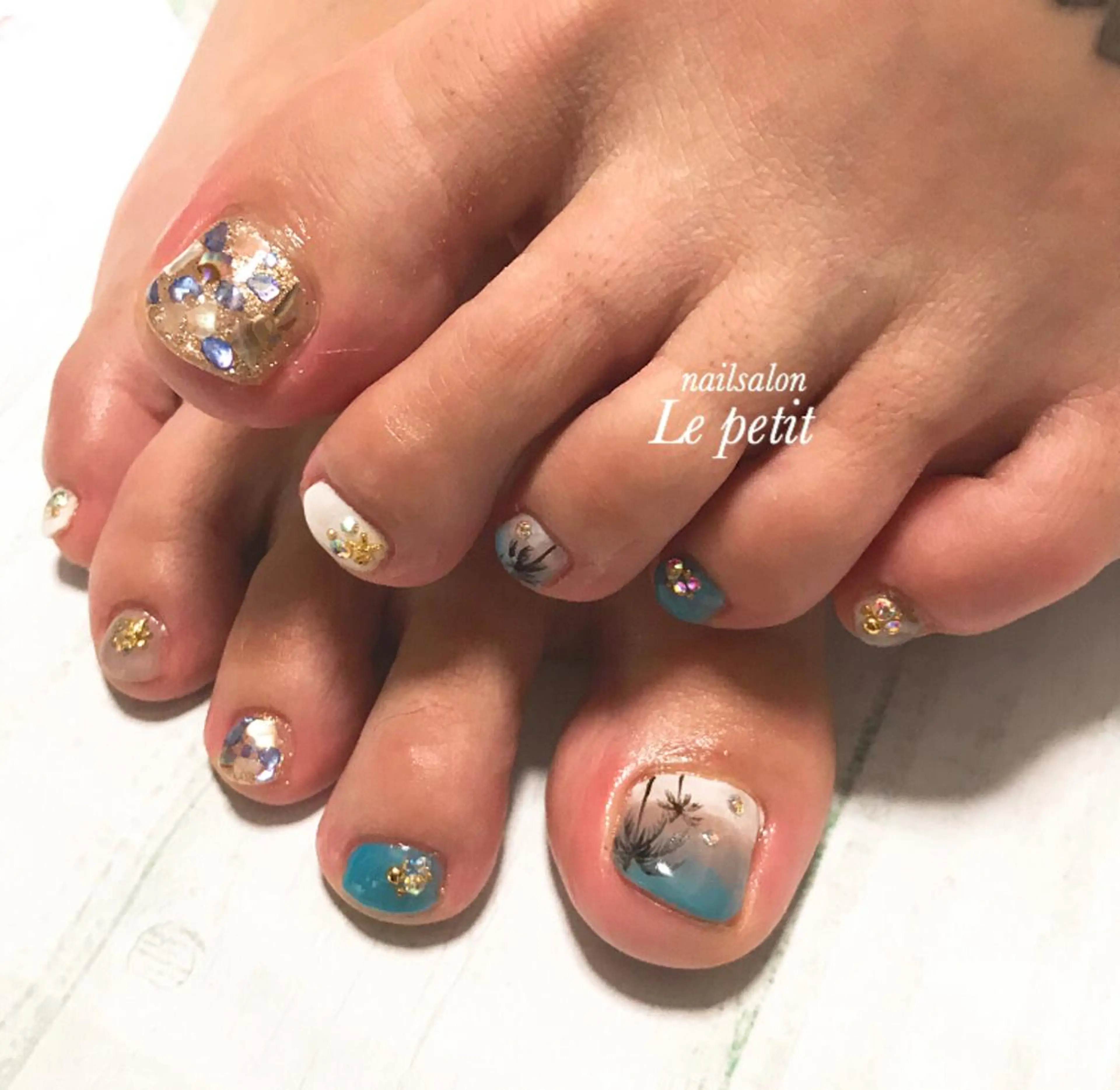 ネイル 石野 広佳のネイルデザイン