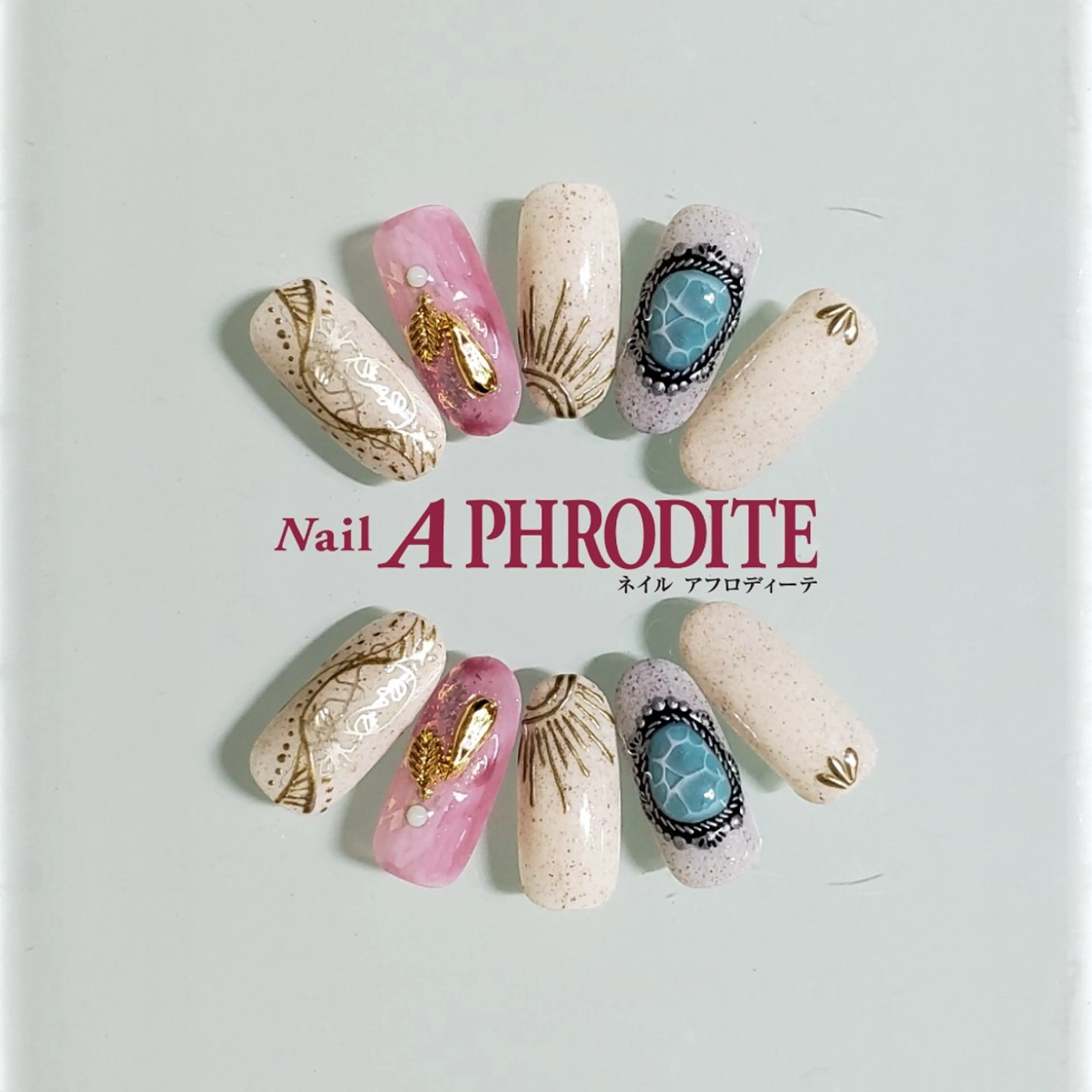 ネイル ジェルネイル ニュアンスネイル スカルプネイル ソフトジェル ネイルチップ ハンドネイル Nail Aphroditeのネイルデザイン