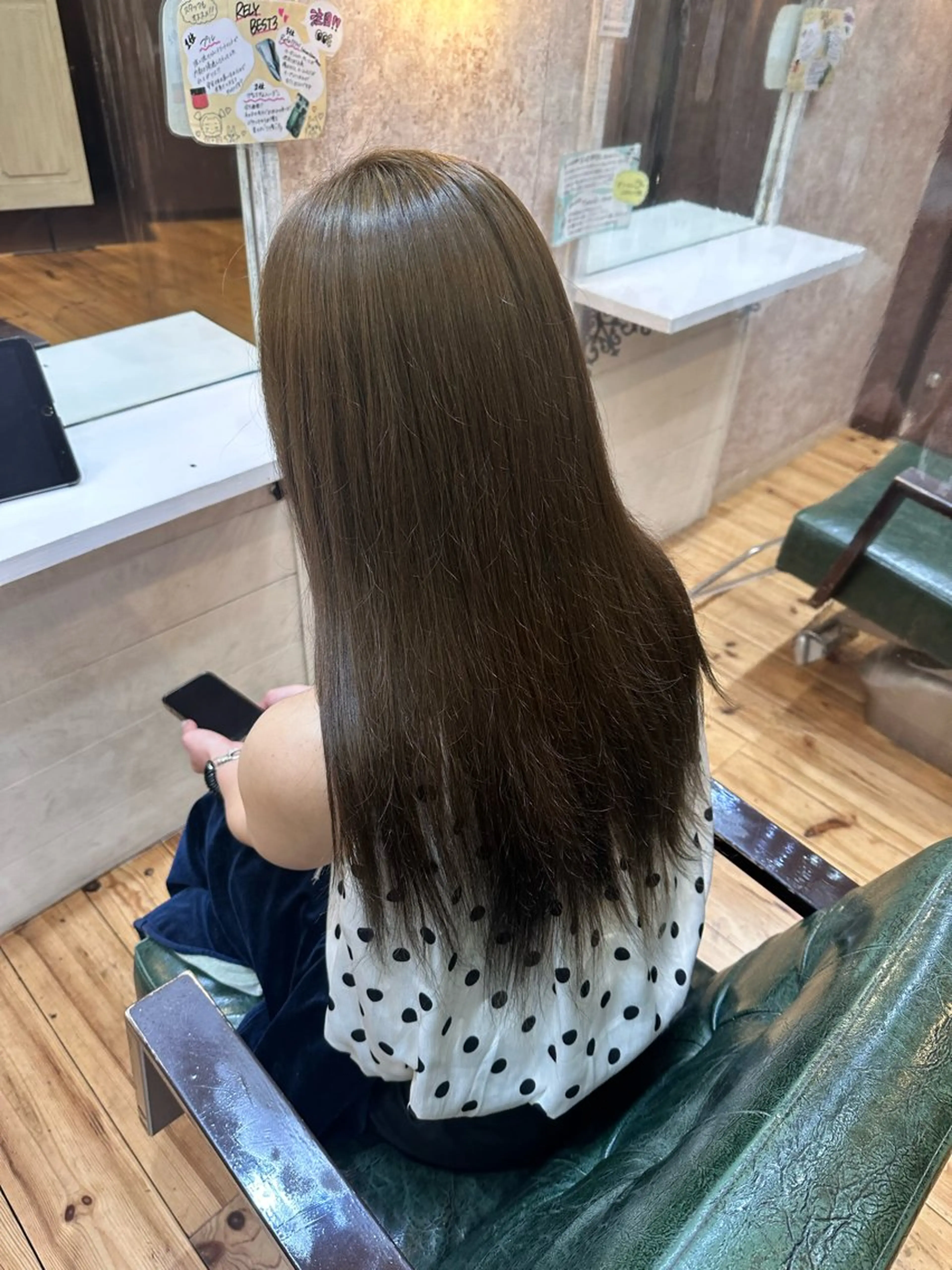 ロング カラー 渡部 楓葉のヘアスタイル