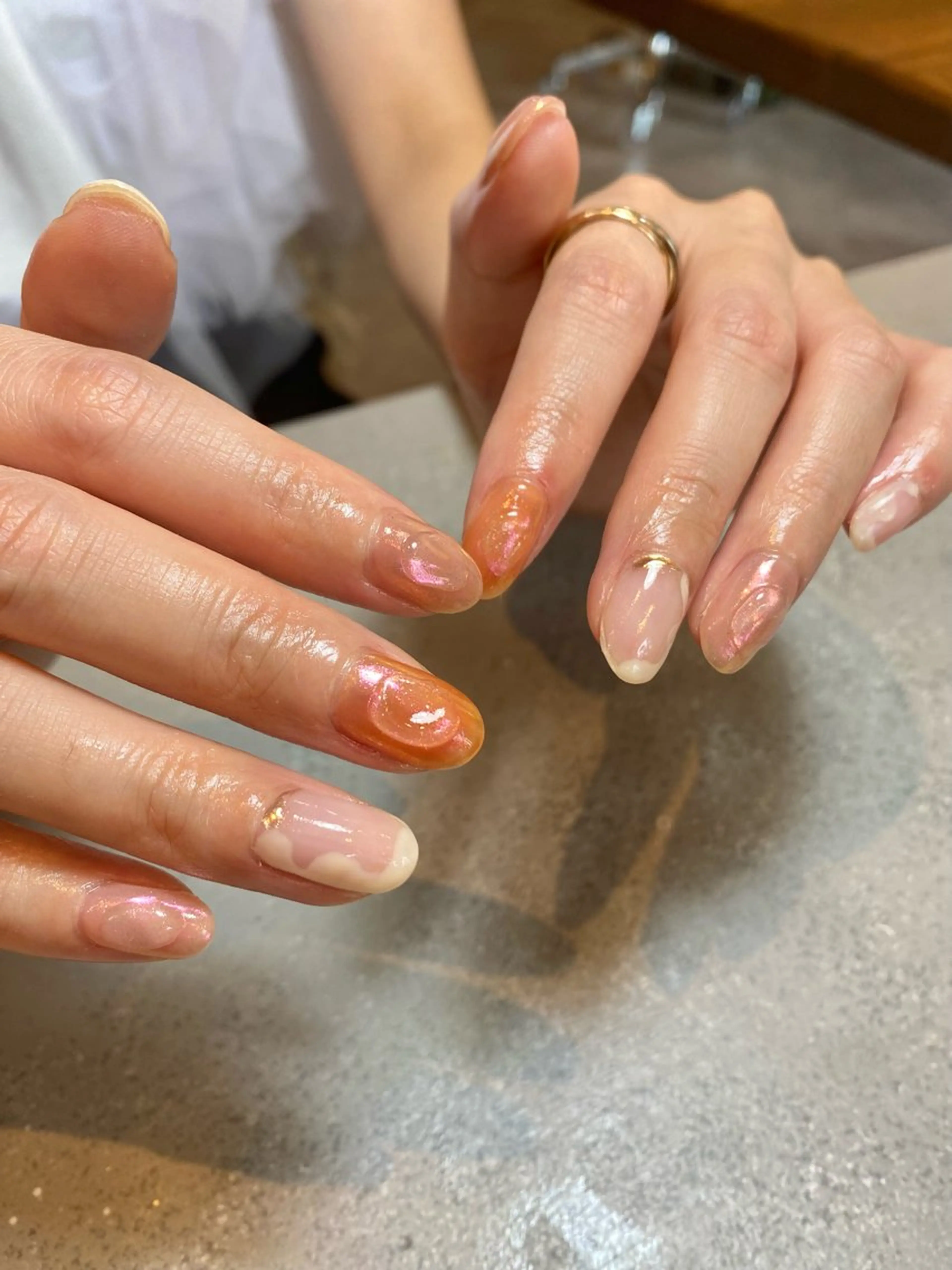 【ご新規様】（オフ込み）パラジェル✴︎デザインジェルネイル片手2本ずつ両手4本✴︎✨次回特典10%OFF有✨の写真