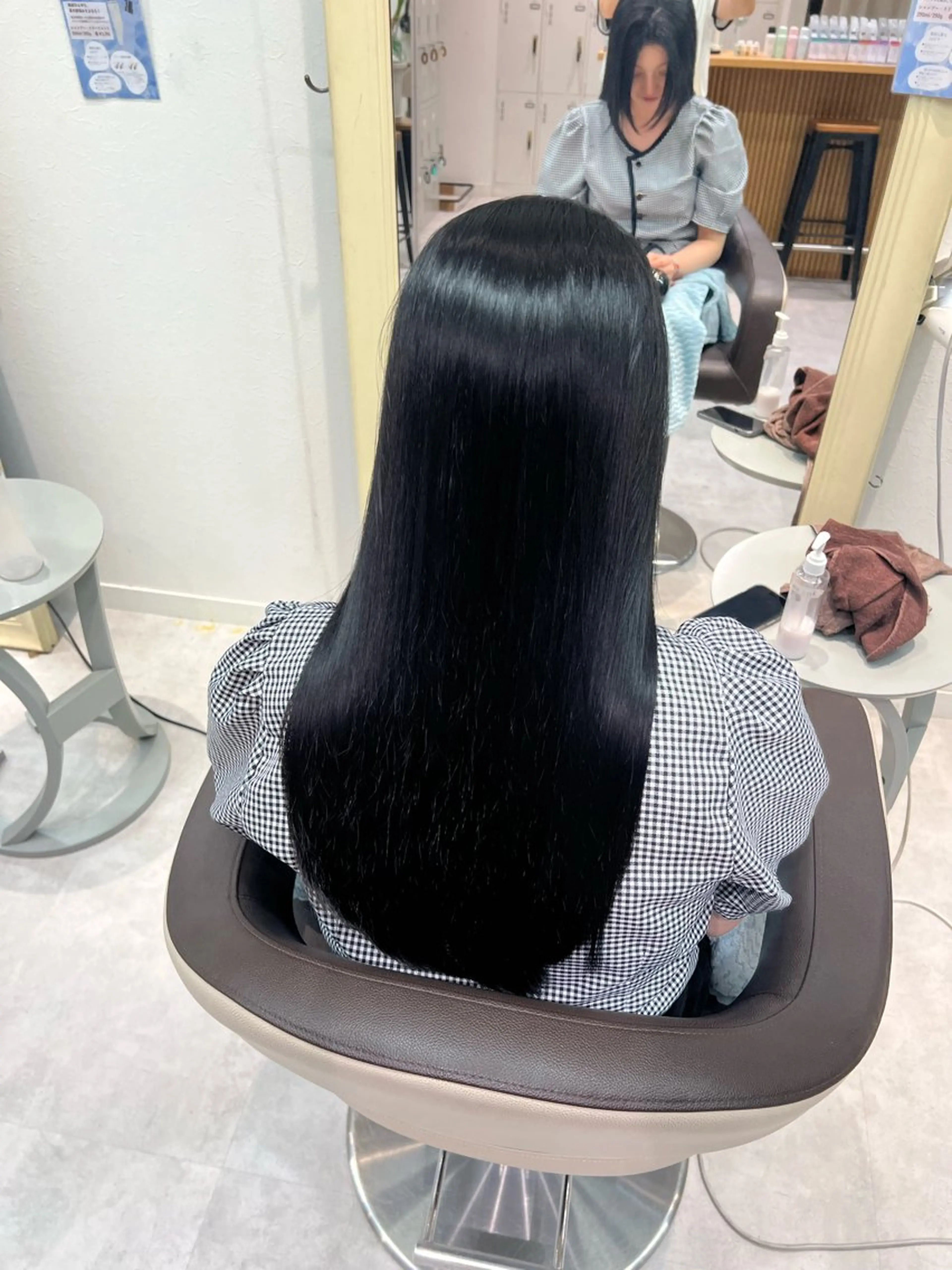 ロング トリートメント 晶／艶髪カラー ／トリートメントのヘアスタイル