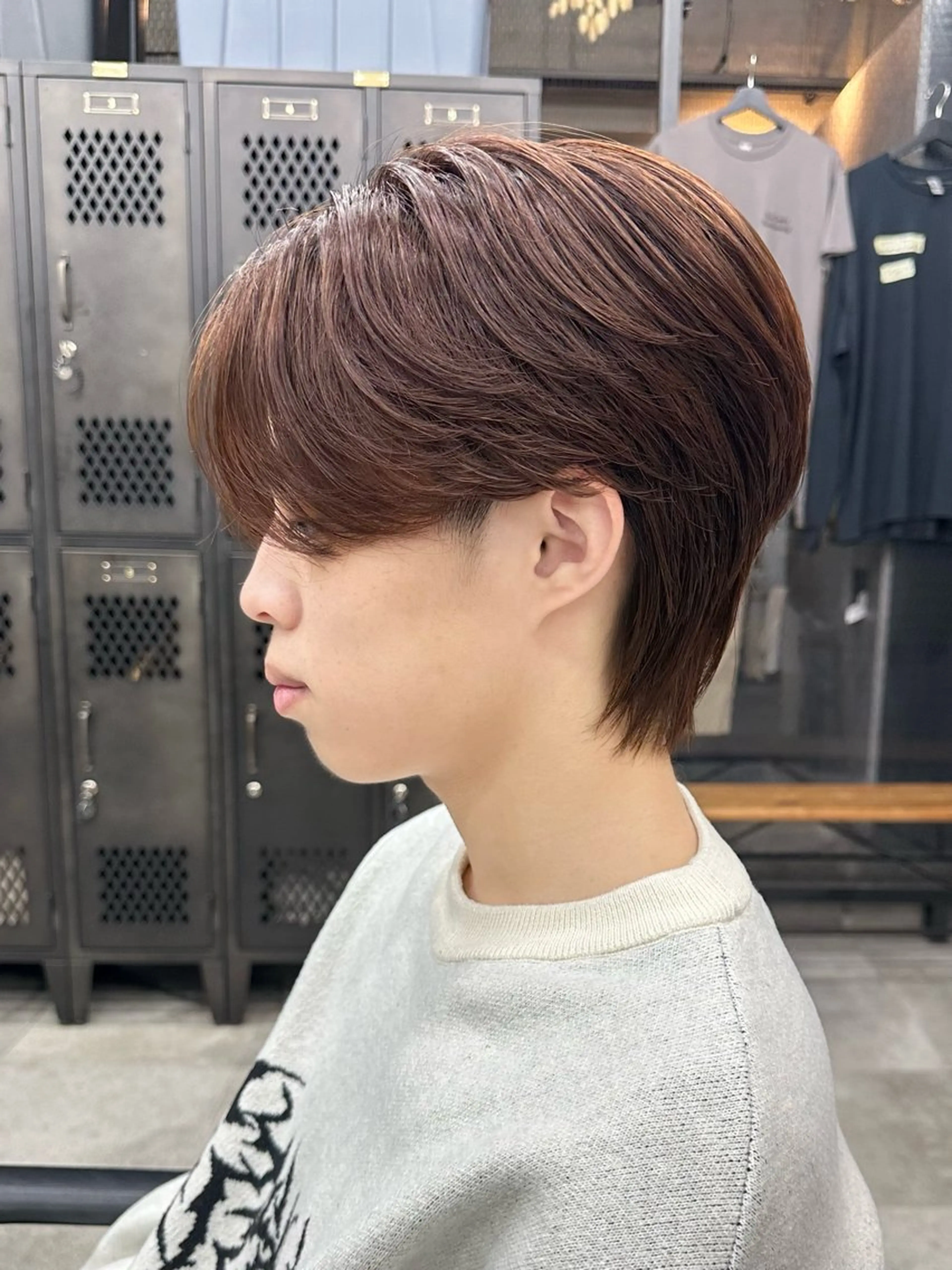 ショート カラー パーマ メンズ センターパート カルマパーマ メンズパーマ ブラウンカラー ナチュラルブラウン カット ヘアカラー パーマ トリートメント メンズ特化 🦋KANOKO🦋のヘアスタイル