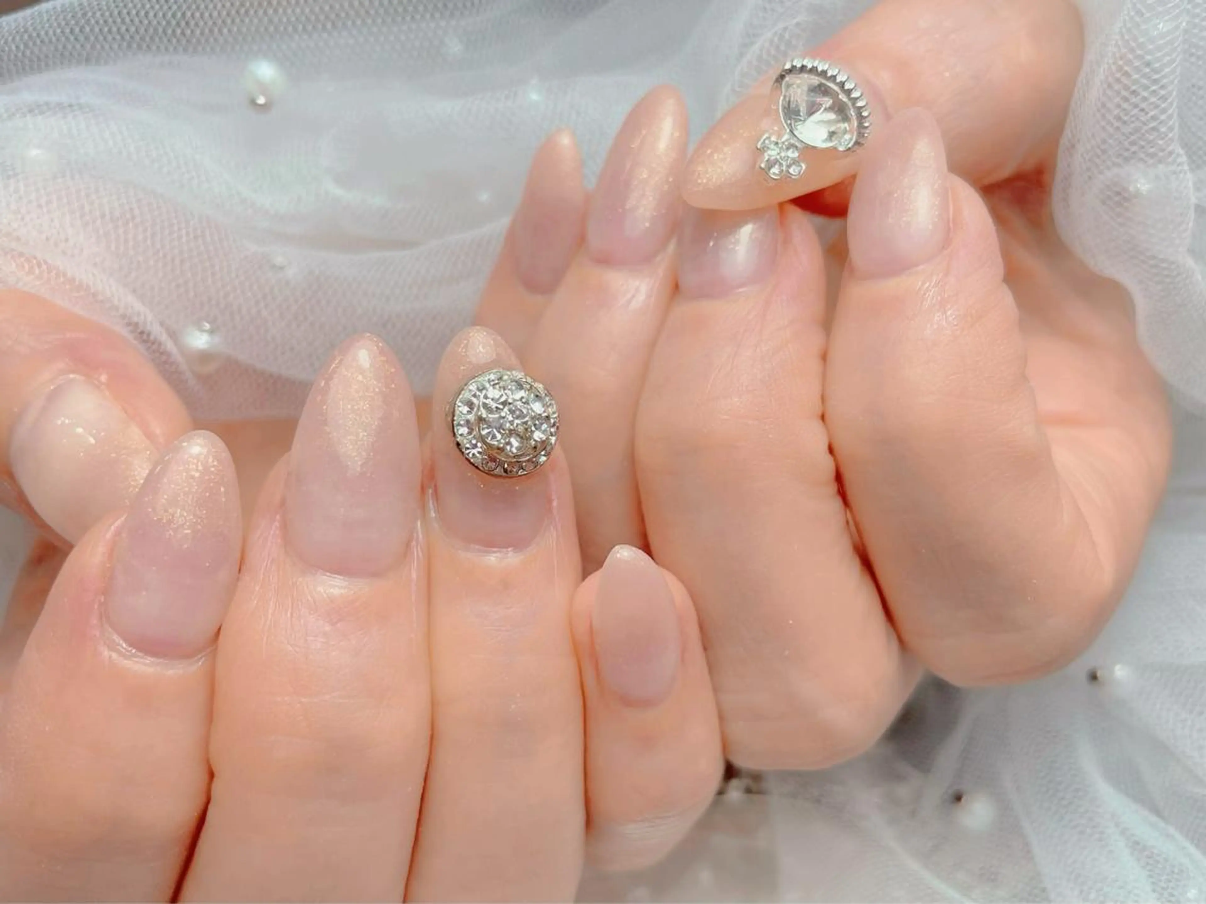 ネイル マジックミラー所属・マジック ミラーのネイルデザイン