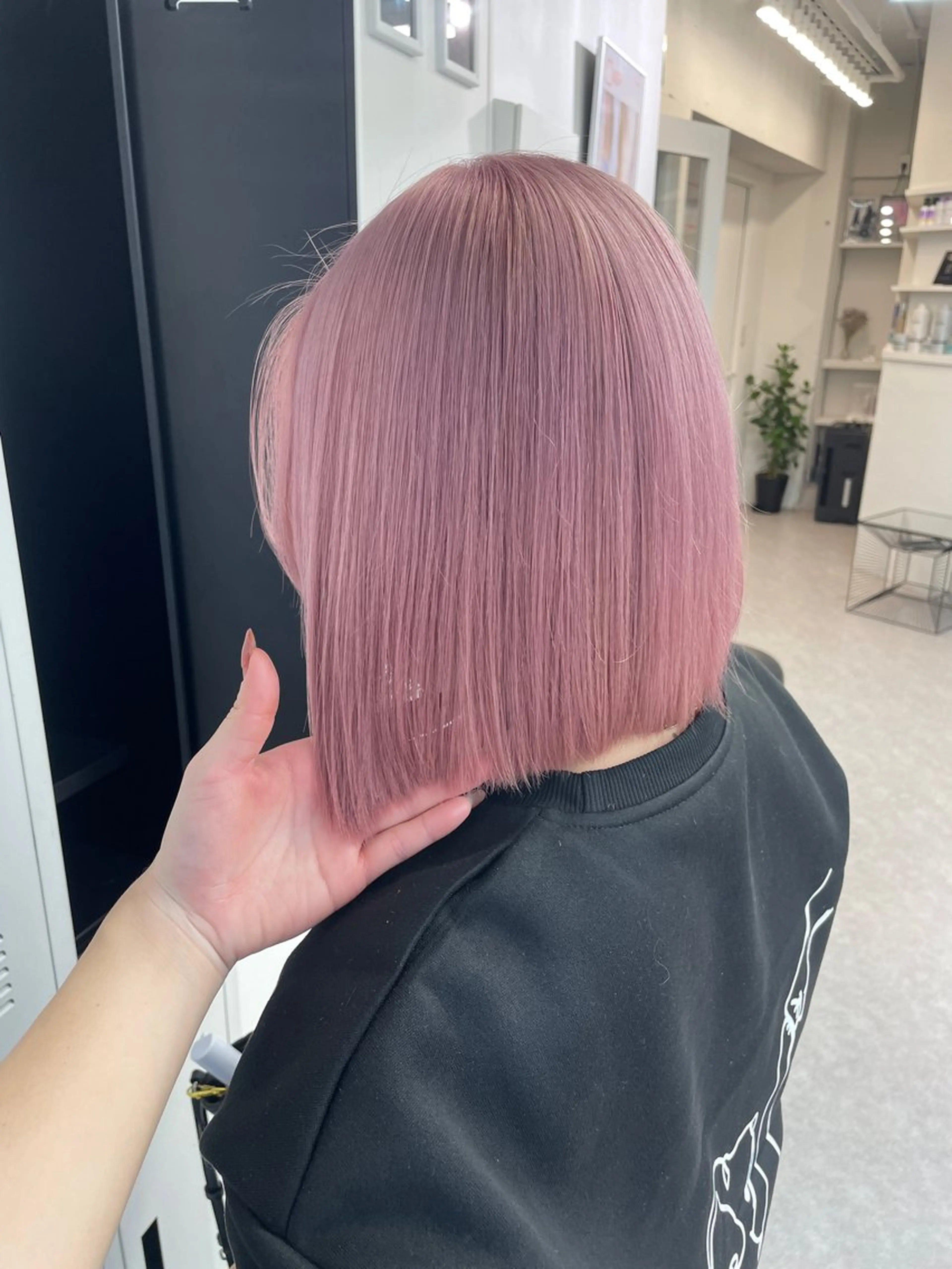 ミディアム カラー ベージュカラー ブリーチ ダブルカラー ハイトーンカラー ピンクカラー カット ヘアカラー ミルクティー/ピンク 🎀momo🎀のヘアスタイル