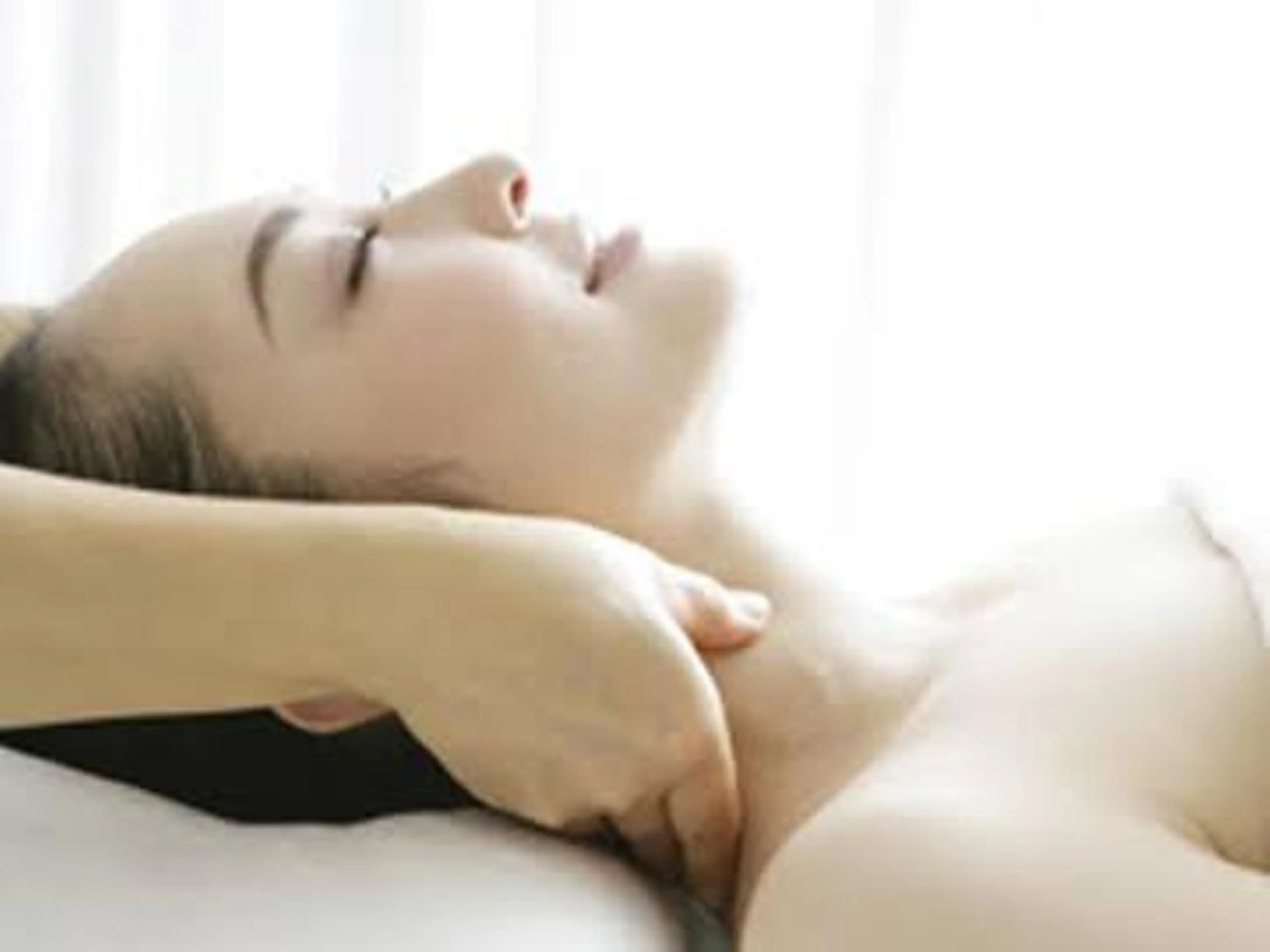 オーガニック エステ サロンフィオーレの眉毛・アイブロウイメージ