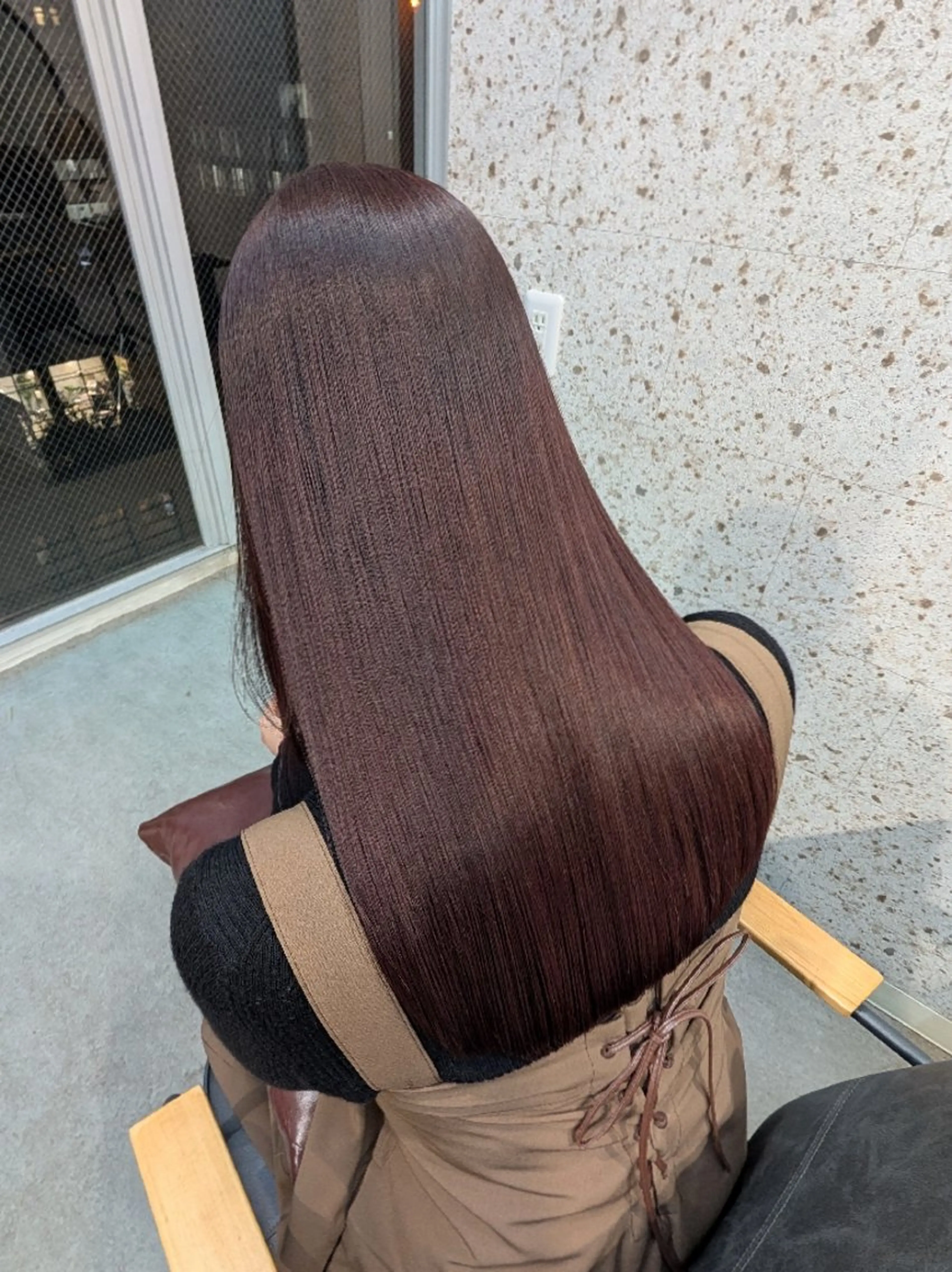 [ブリーチ毛でも艶髪に]美髪縮毛矯正+髪質改善トリートメント¥24000の写真