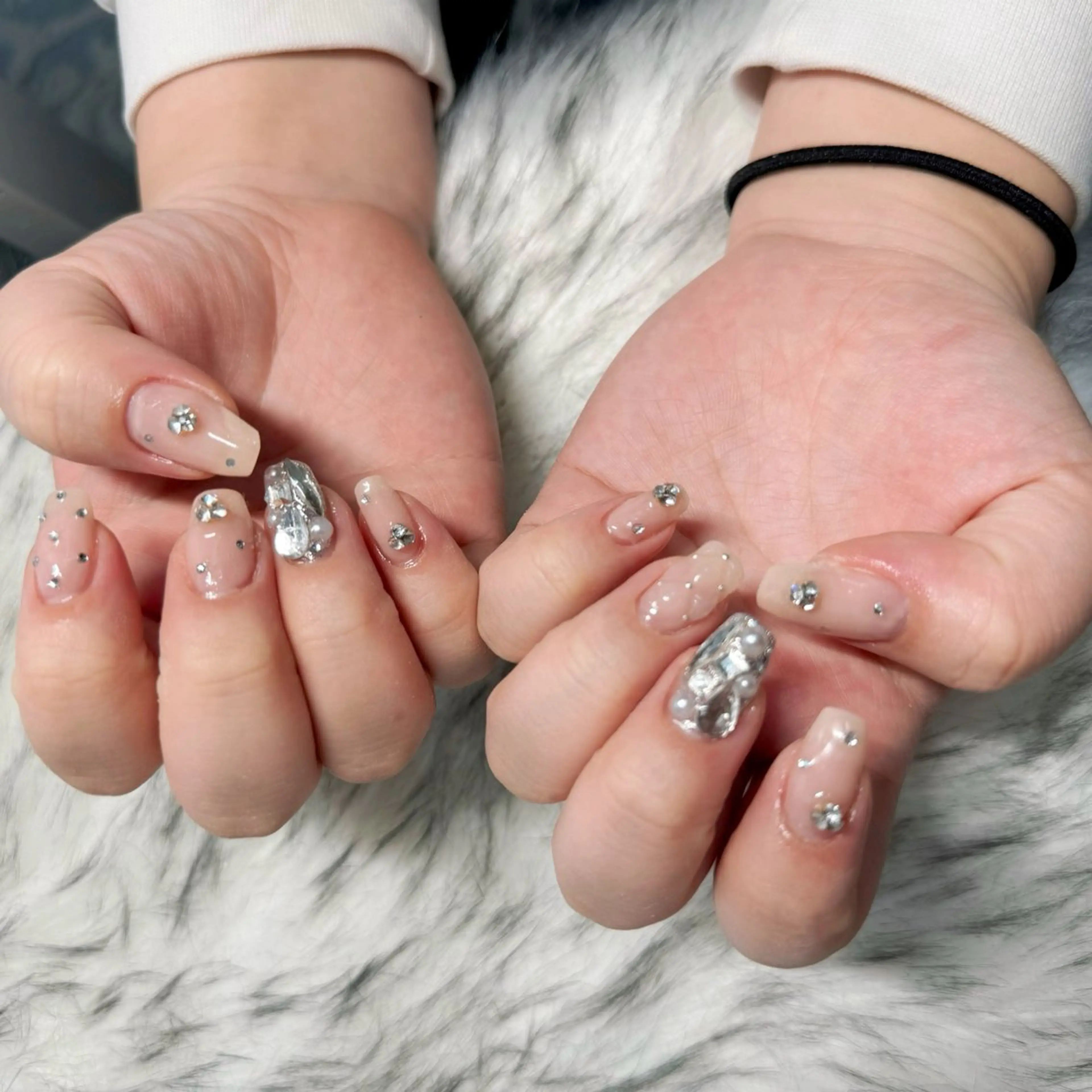 セミロング ハンドネイル mao .のネイルデザイン