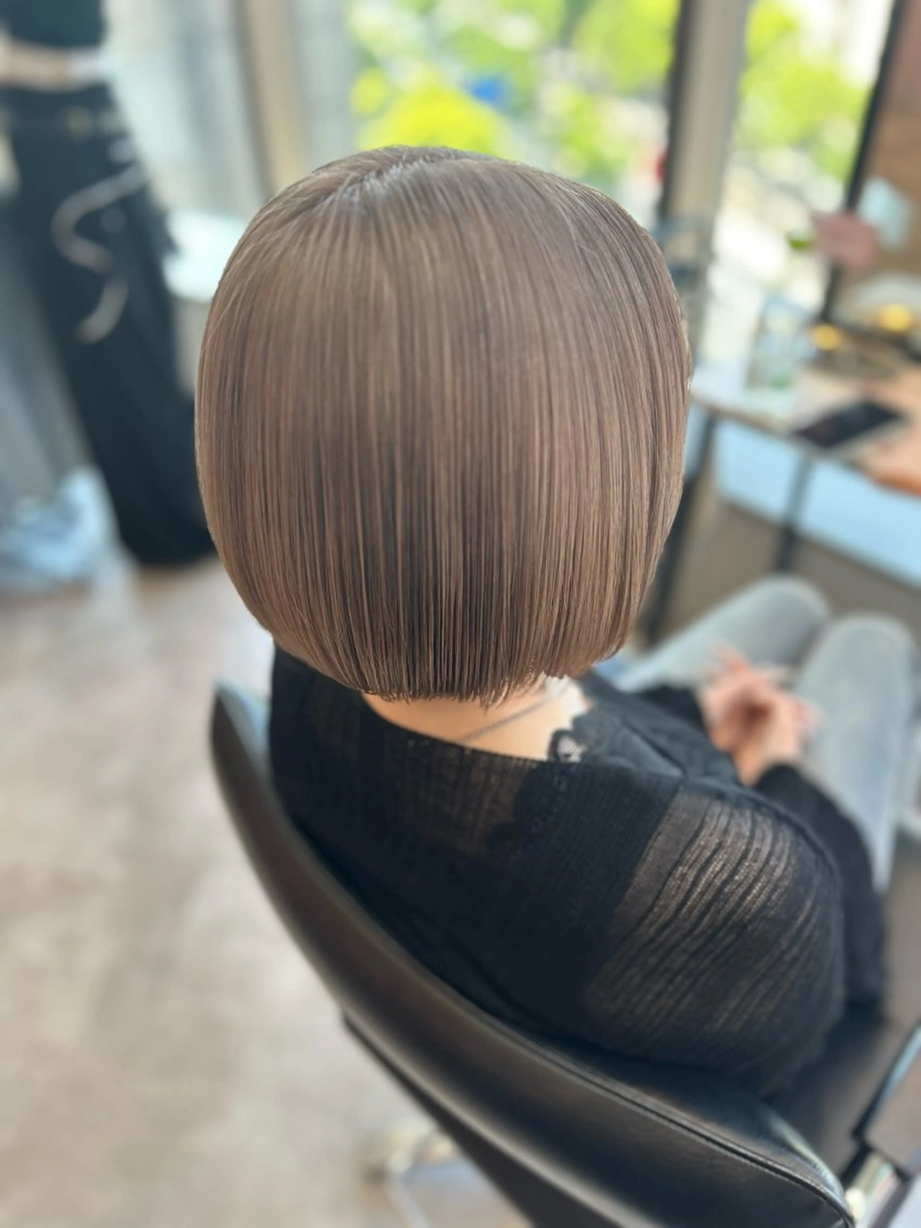 ショート カット 艶髪特化矯正カット ✨️MOMOEのヘアスタイル