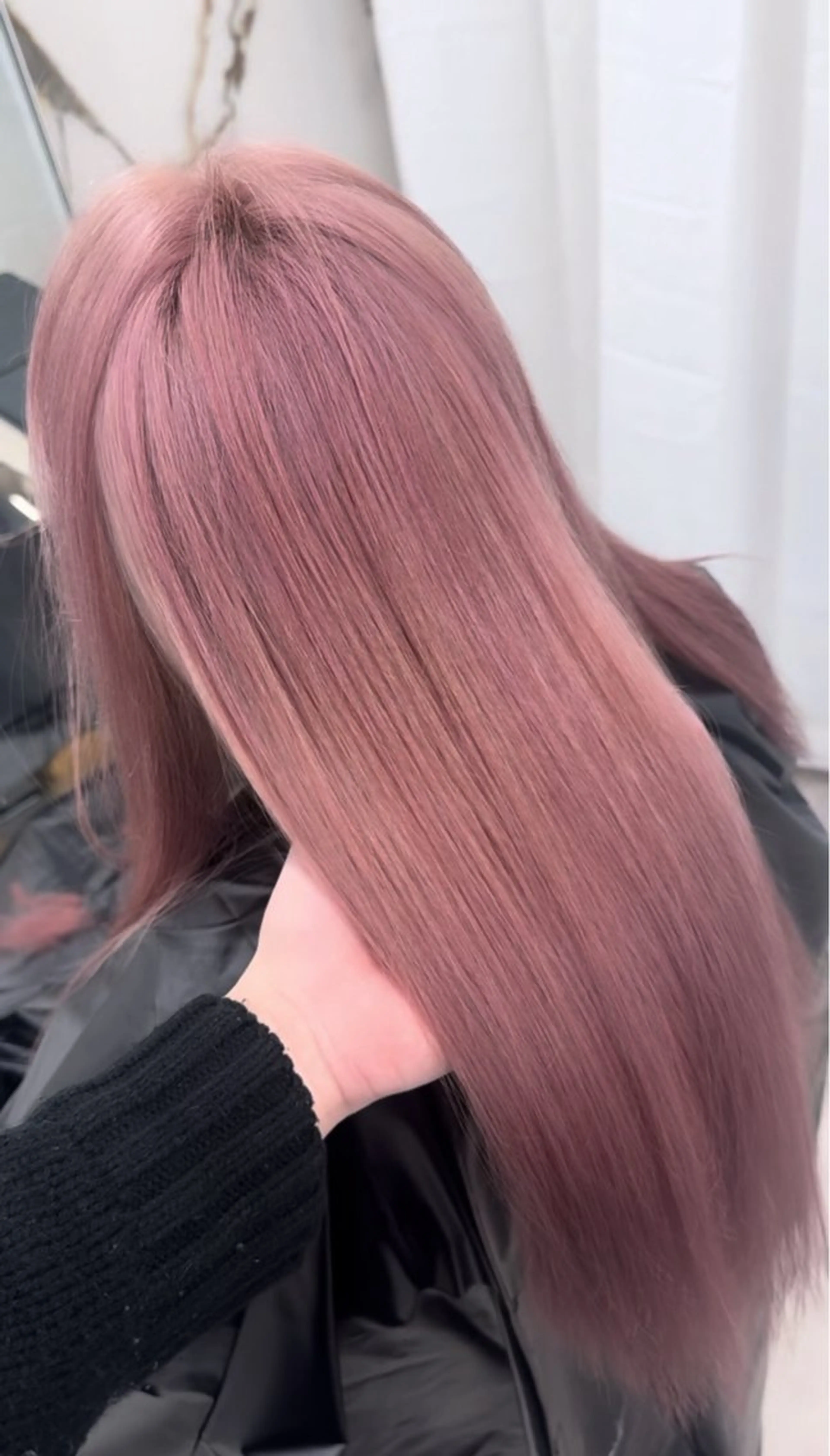 カラー ブリーチ 縮毛矯正 川崎 健翔のヘアスタイル