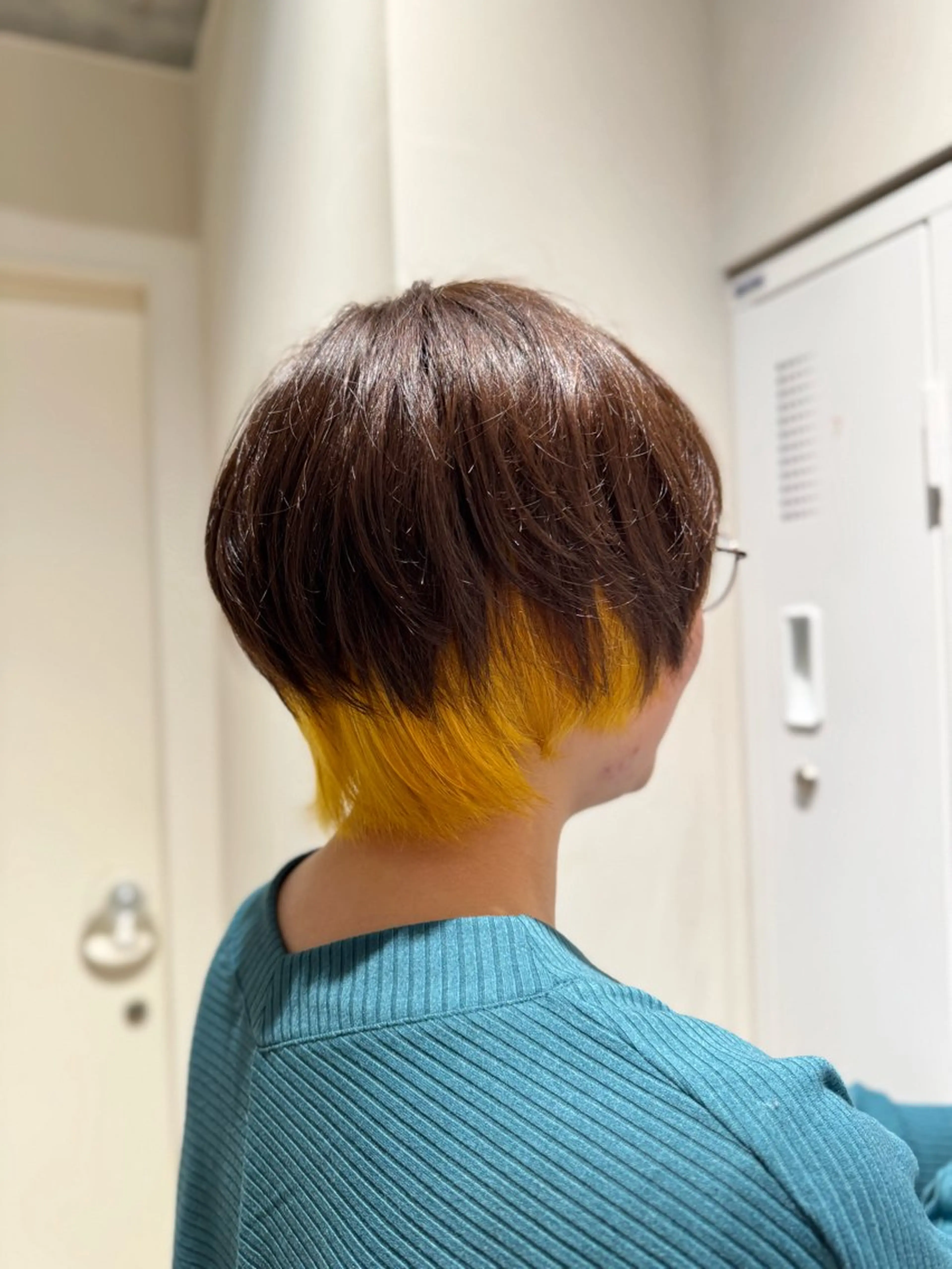 ショート カラー インナーカラー ショートヘア ウルフカット ふくおか ななのヘアスタイル