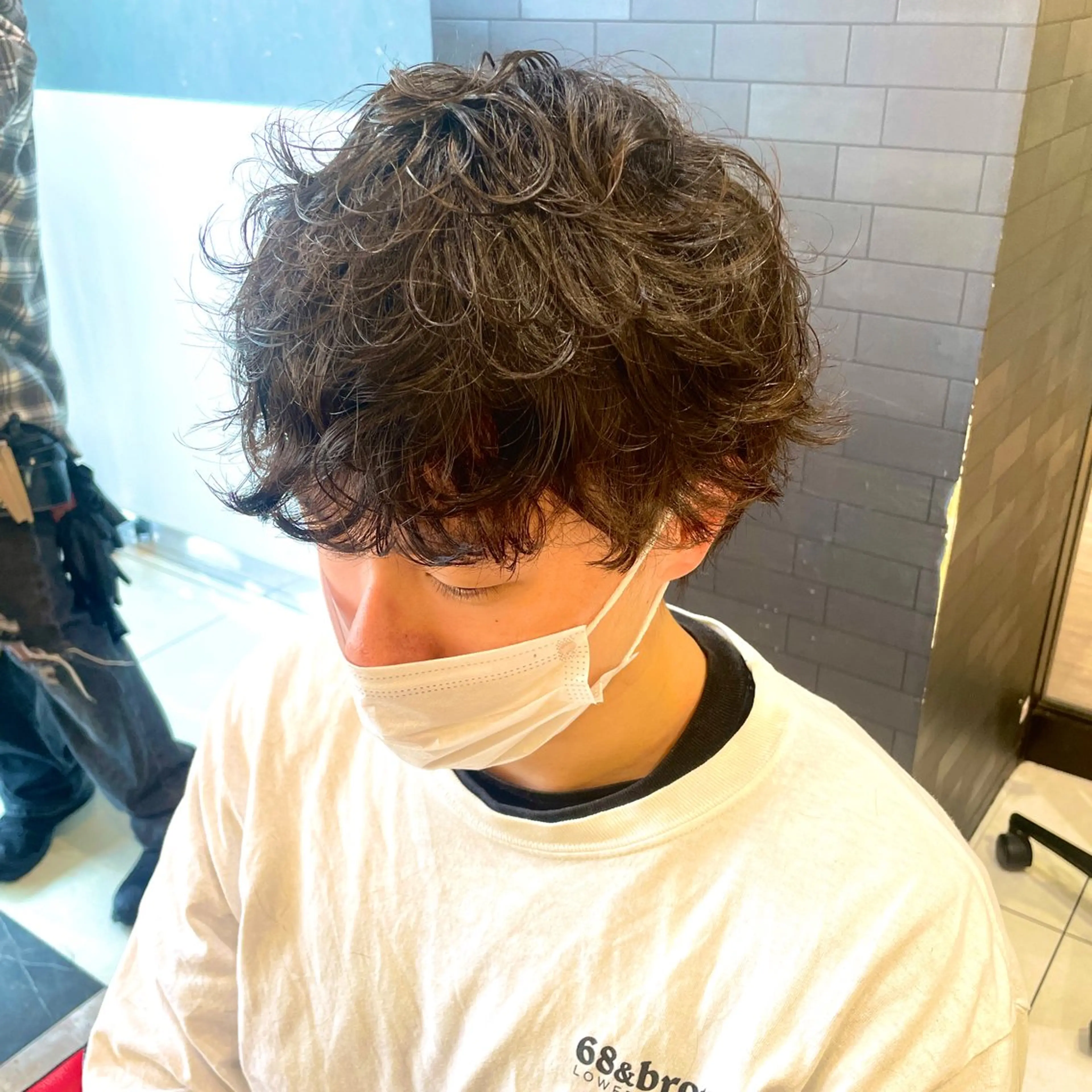 ショート パーマ メンズ メンズパーマ 波巻きパーマ カット パーマ メンズヘア特化 崎田 成人のヘアスタイル