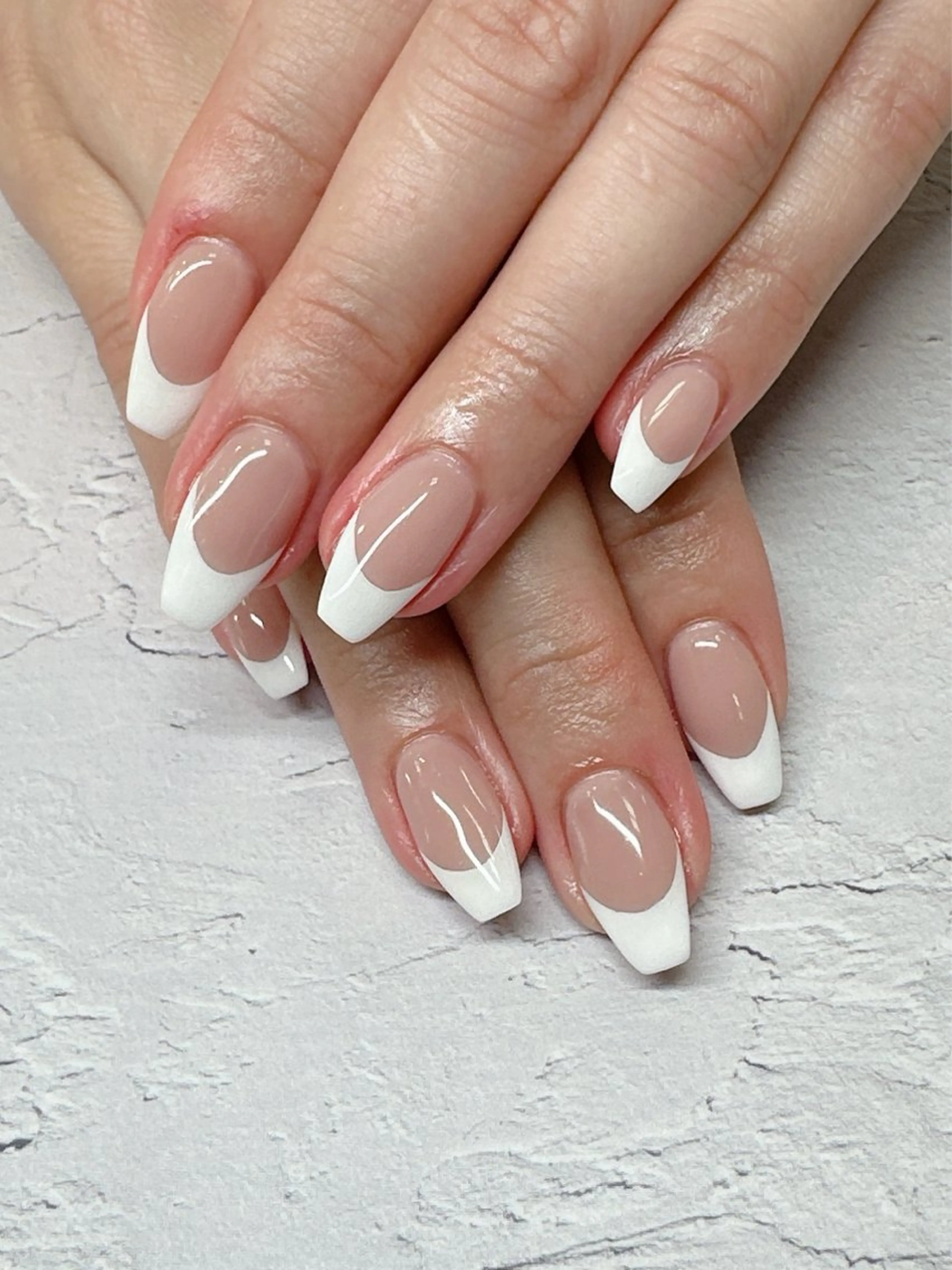 ネイル フレンチネイル ハンドネイル nailist SATO【銀座】のネイルデザイン