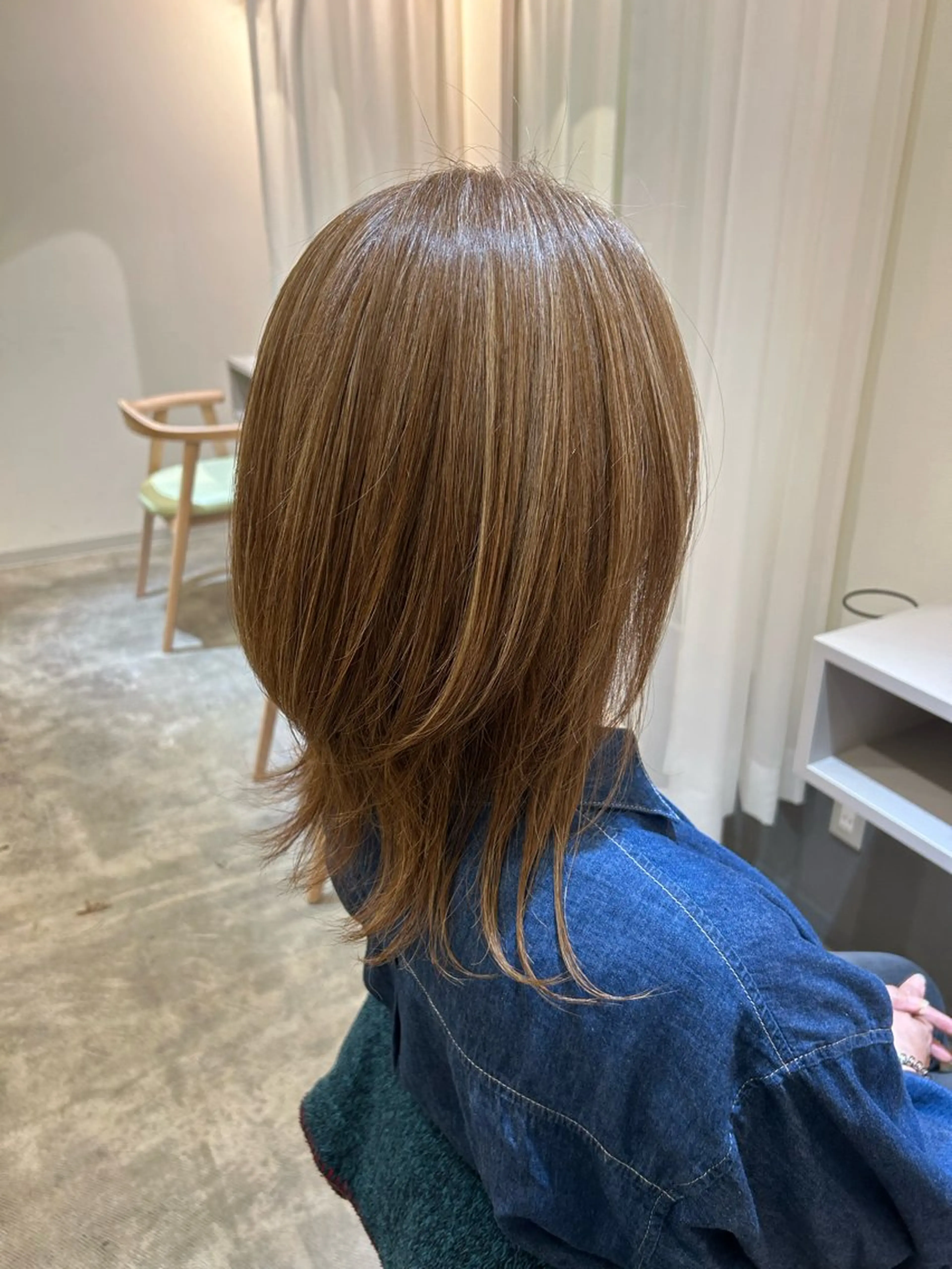 ミディアム カラー ハイライトカラー ハイライト HashTAG miyuのヘアスタイル